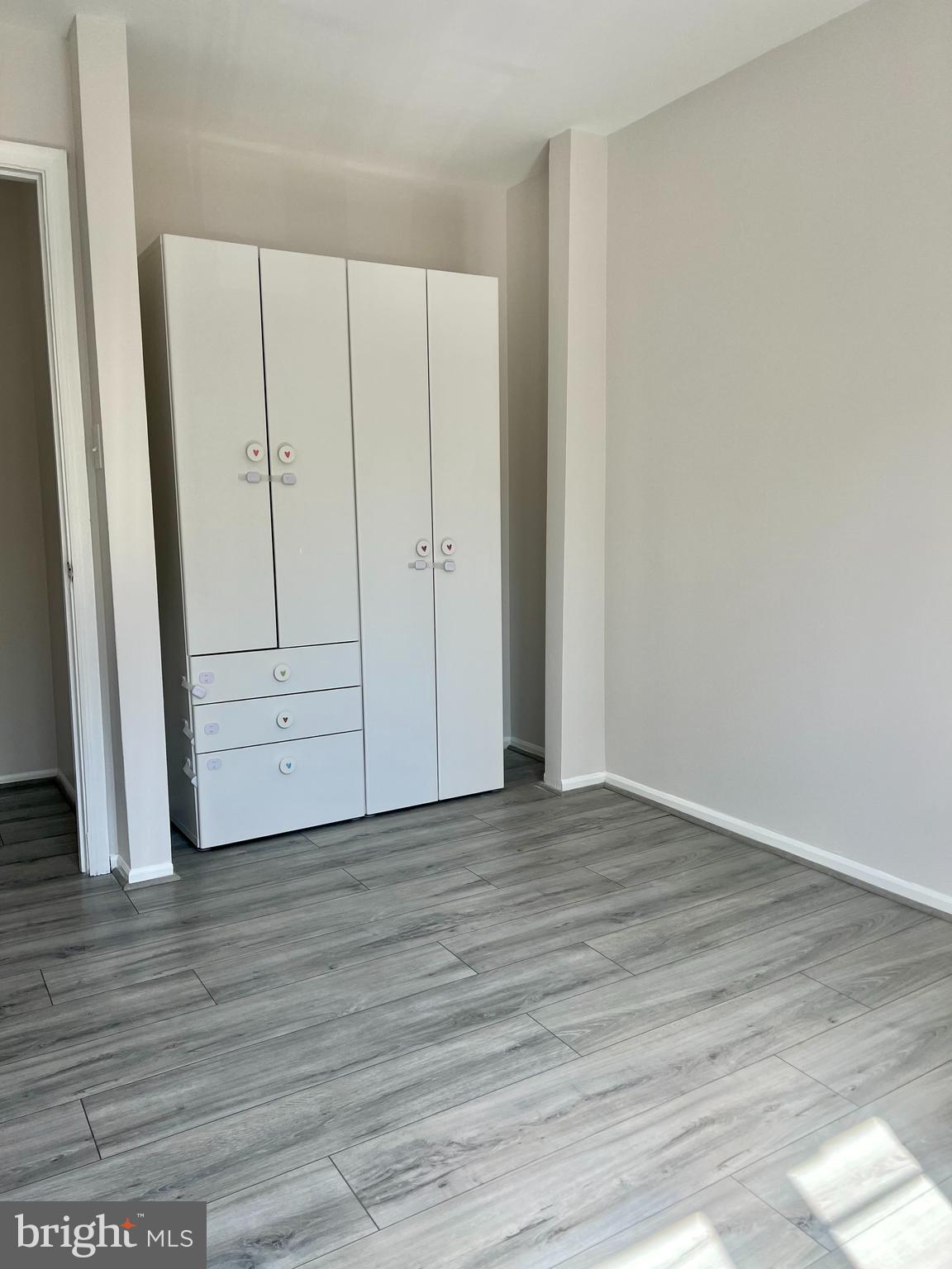 LAKE RIDGE - Residential Lease