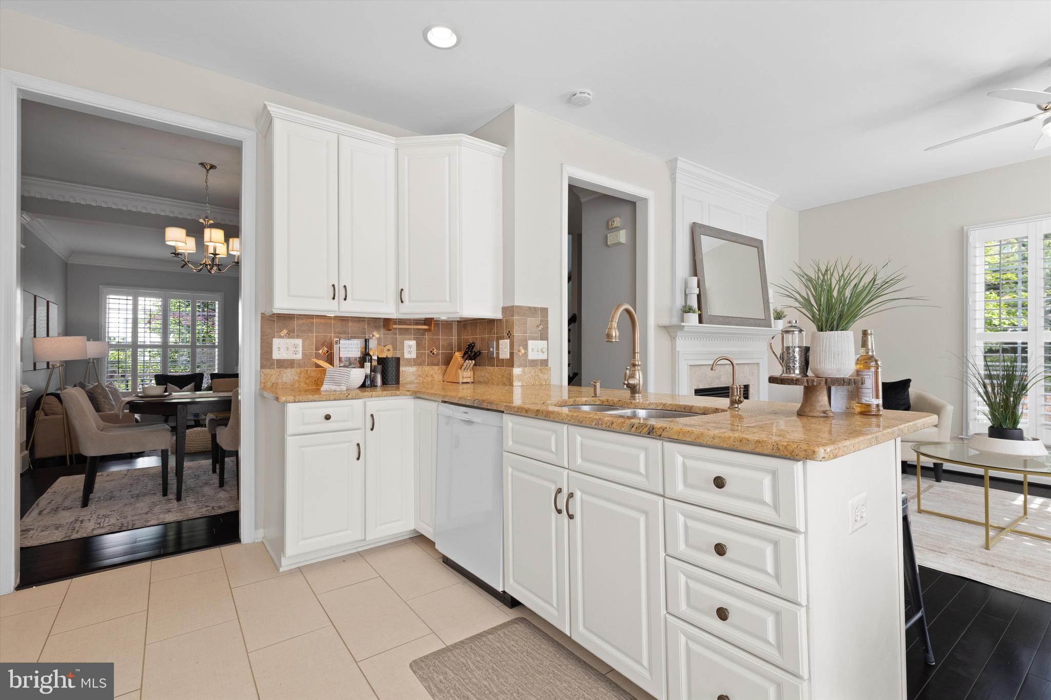 STONEGATE - Residential