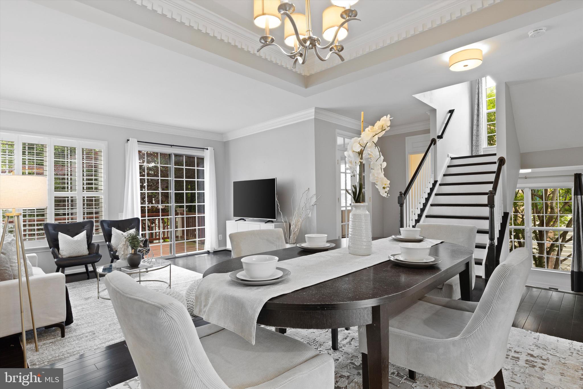 STONEGATE - Residential