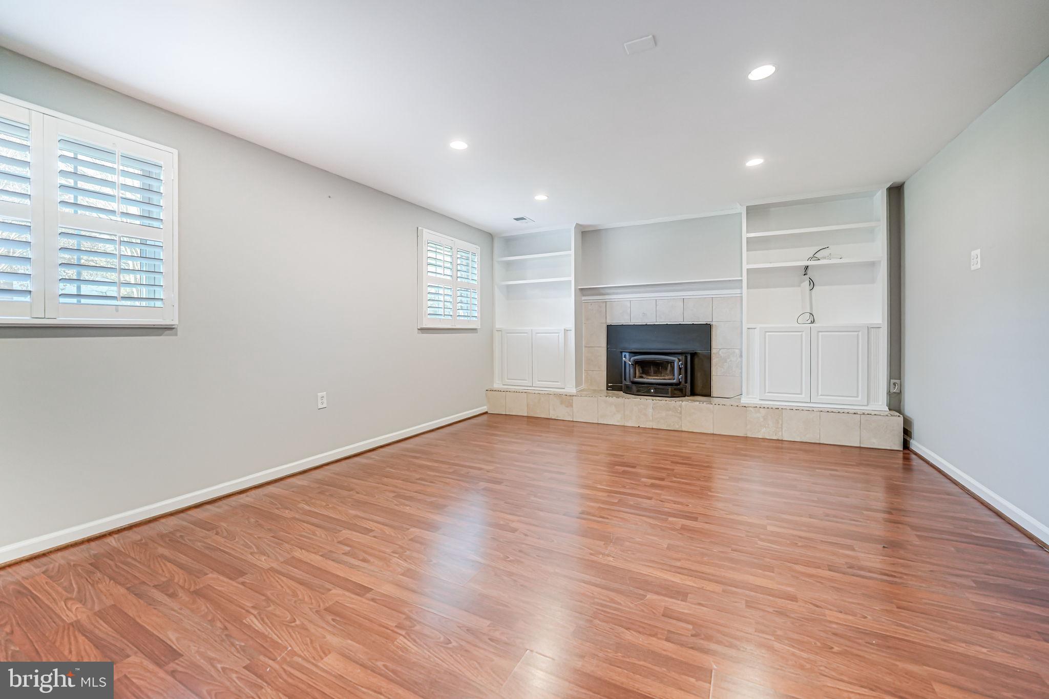 PLANTATION ESTATES - Residential