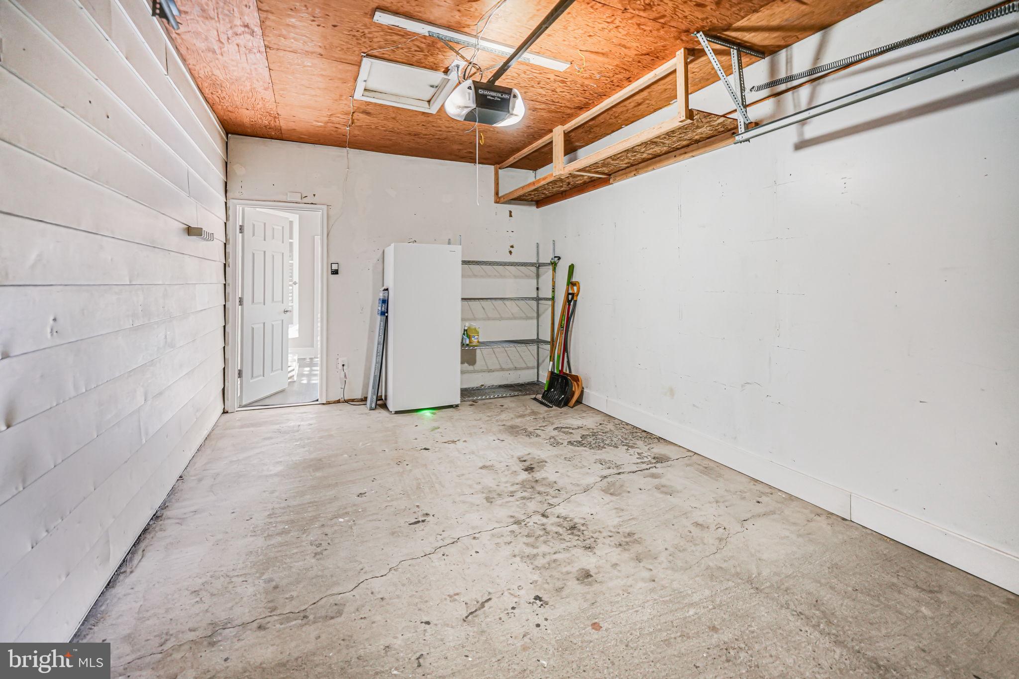 PLANTATION ESTATES - Residential