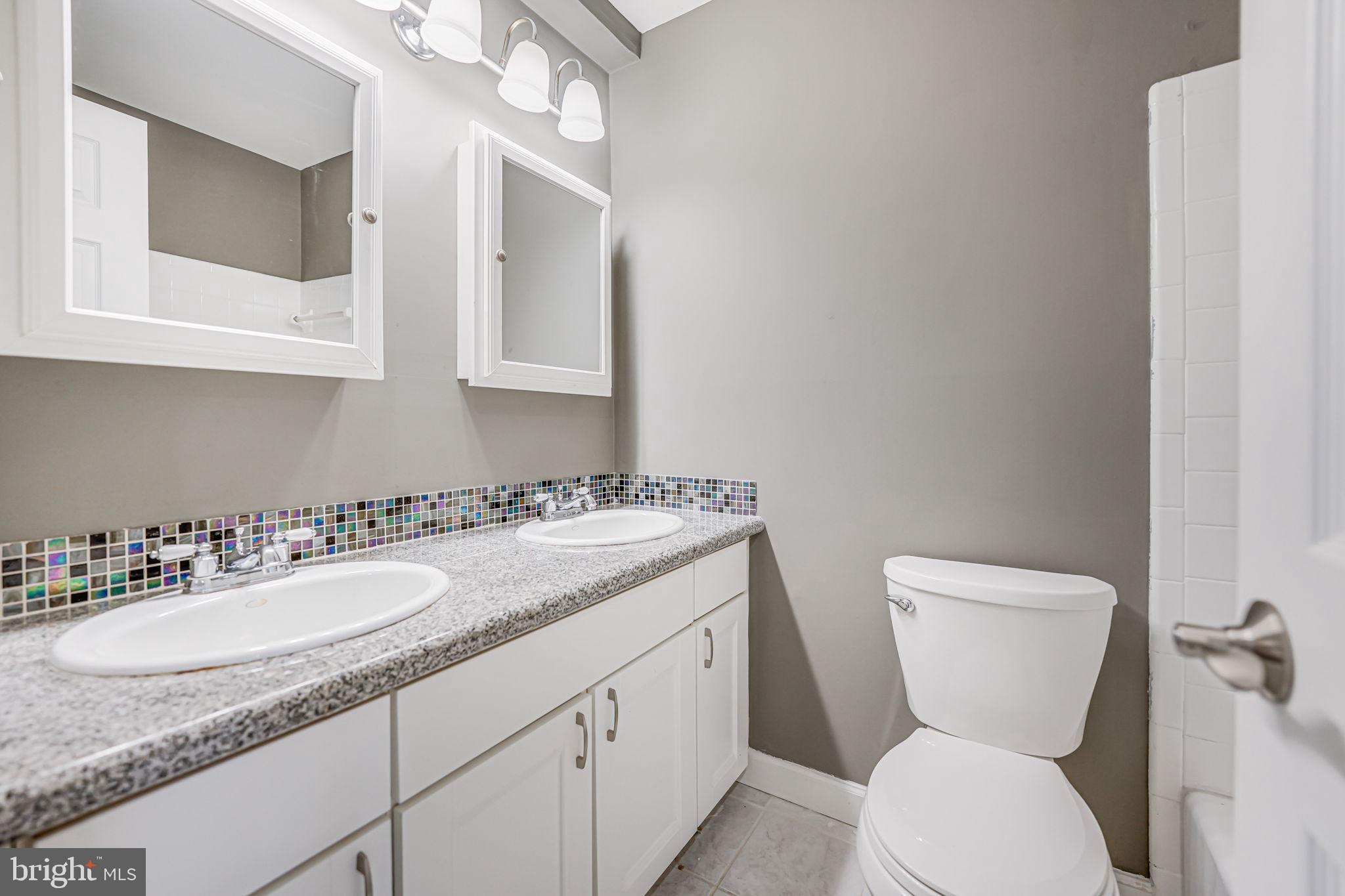 PLANTATION ESTATES - Residential