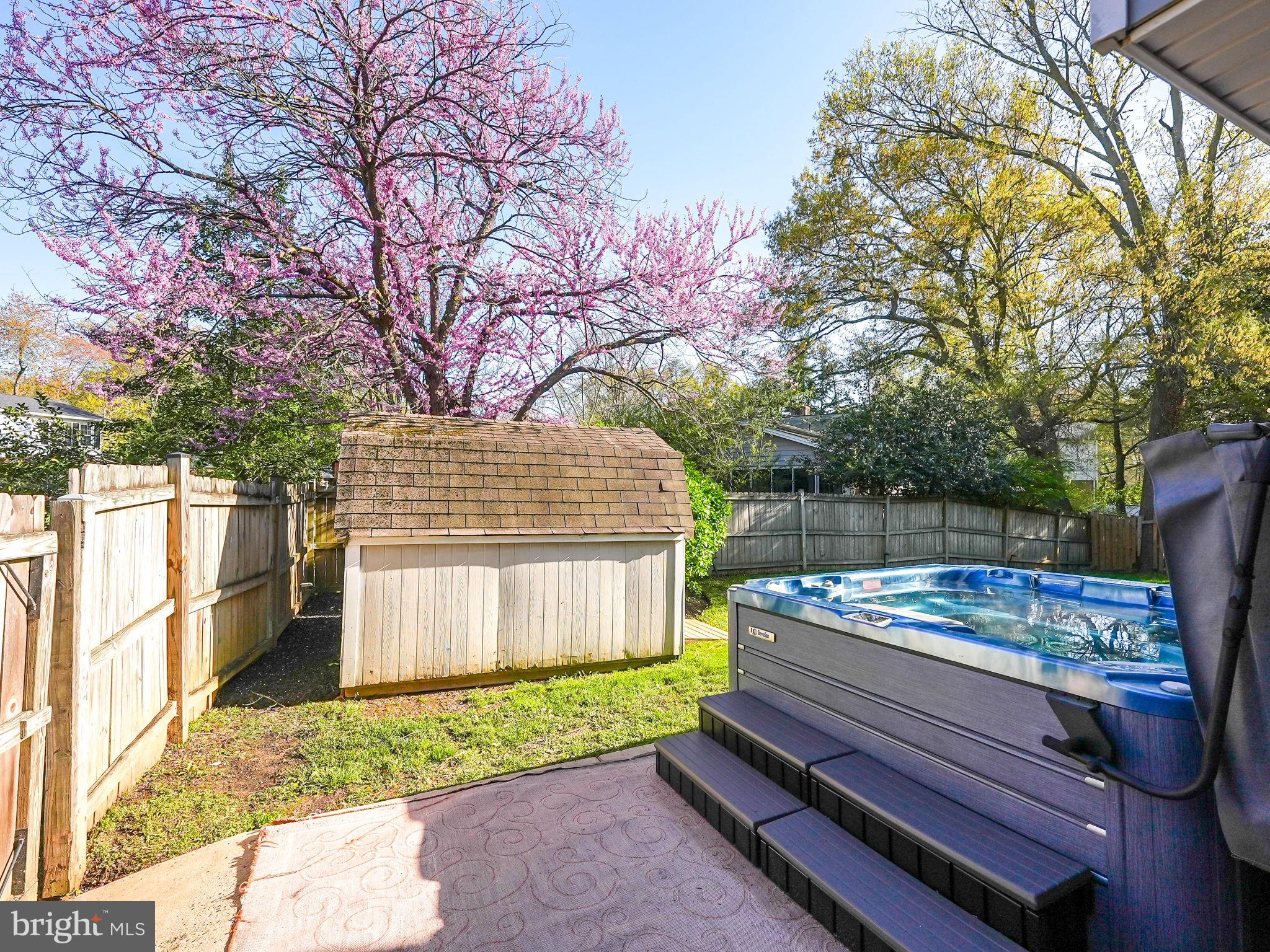 PLANTATION ESTATES - Residential