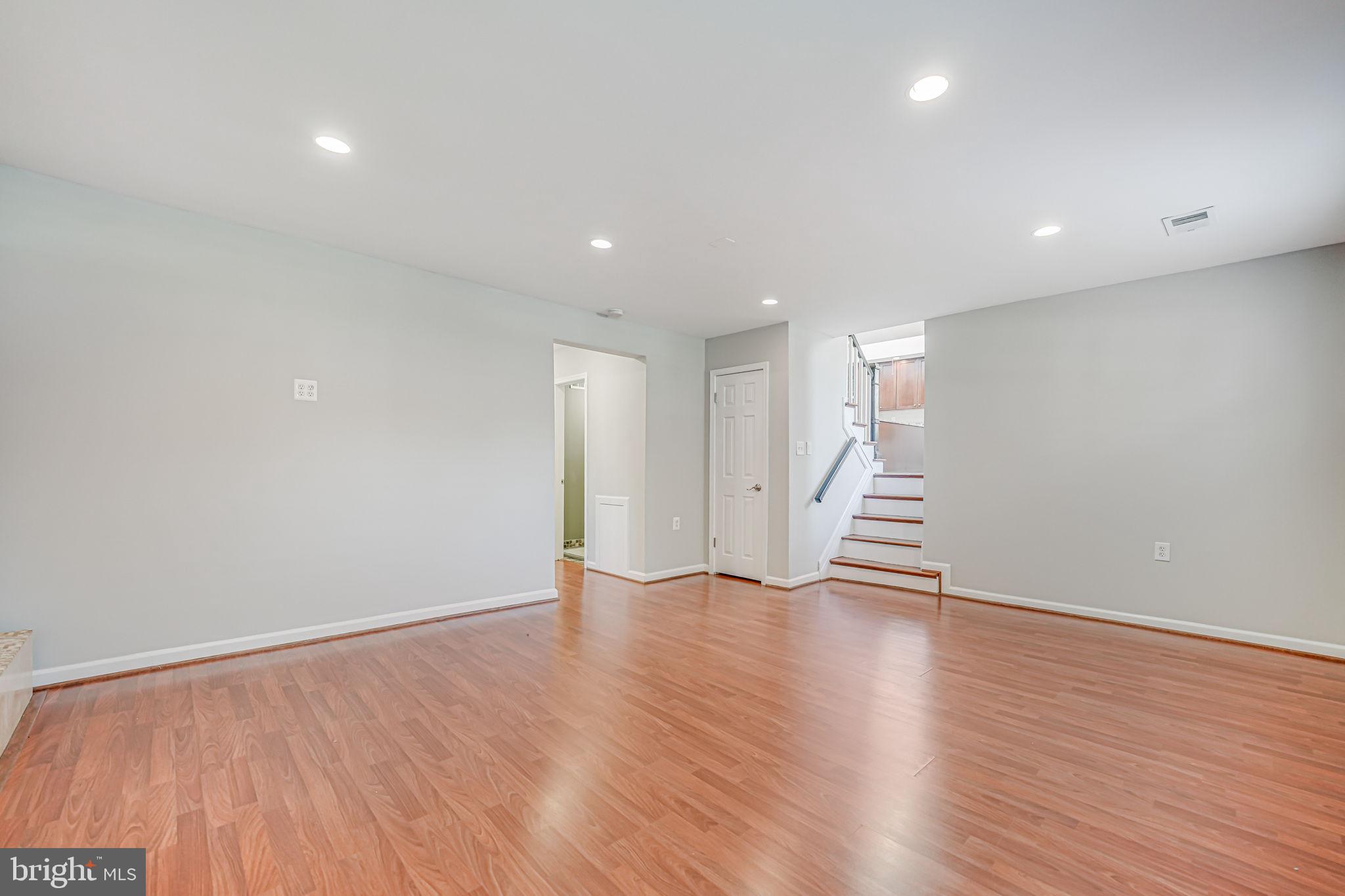 PLANTATION ESTATES - Residential