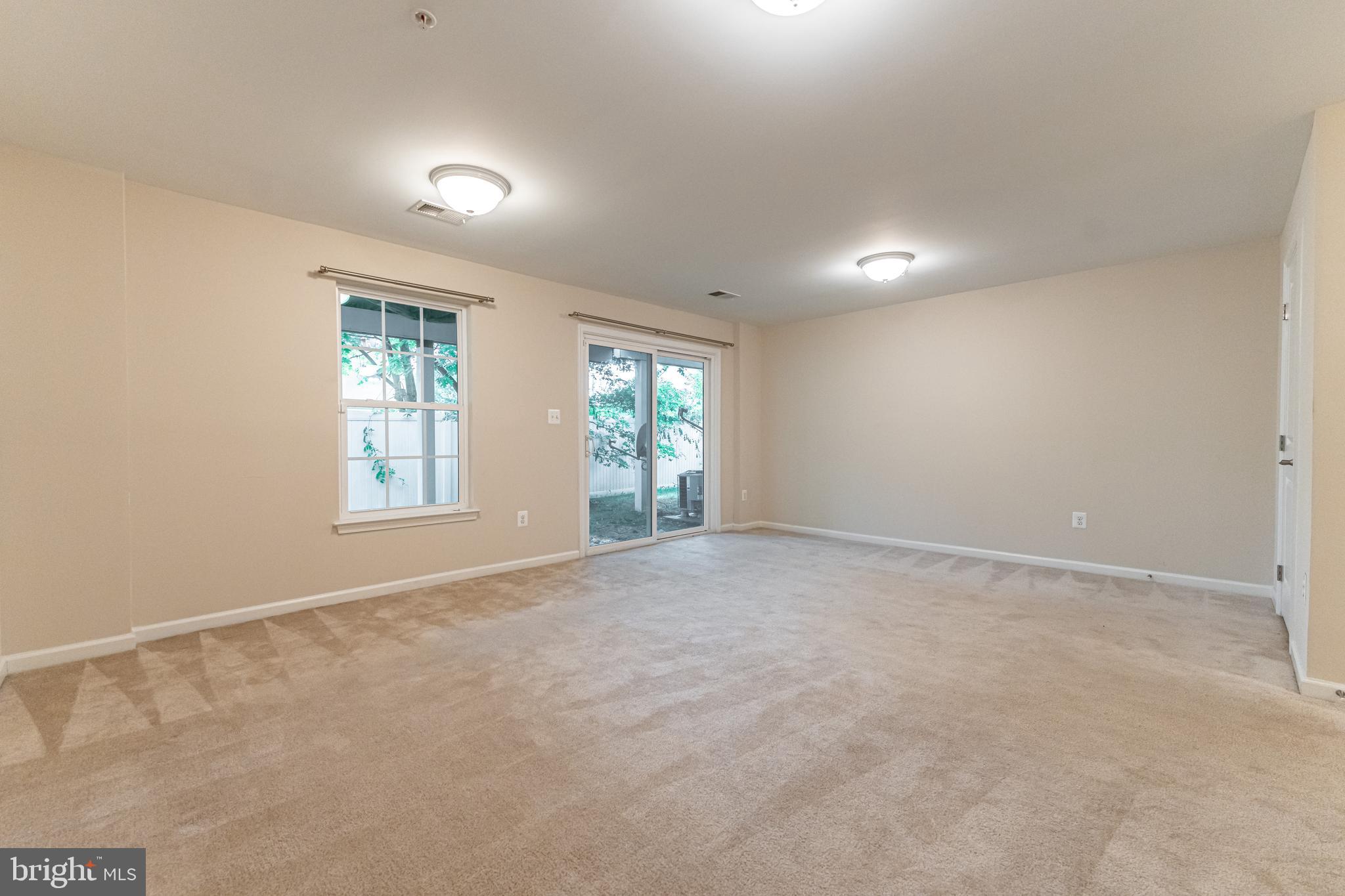 HOWARD SQUARE - Residential Lease