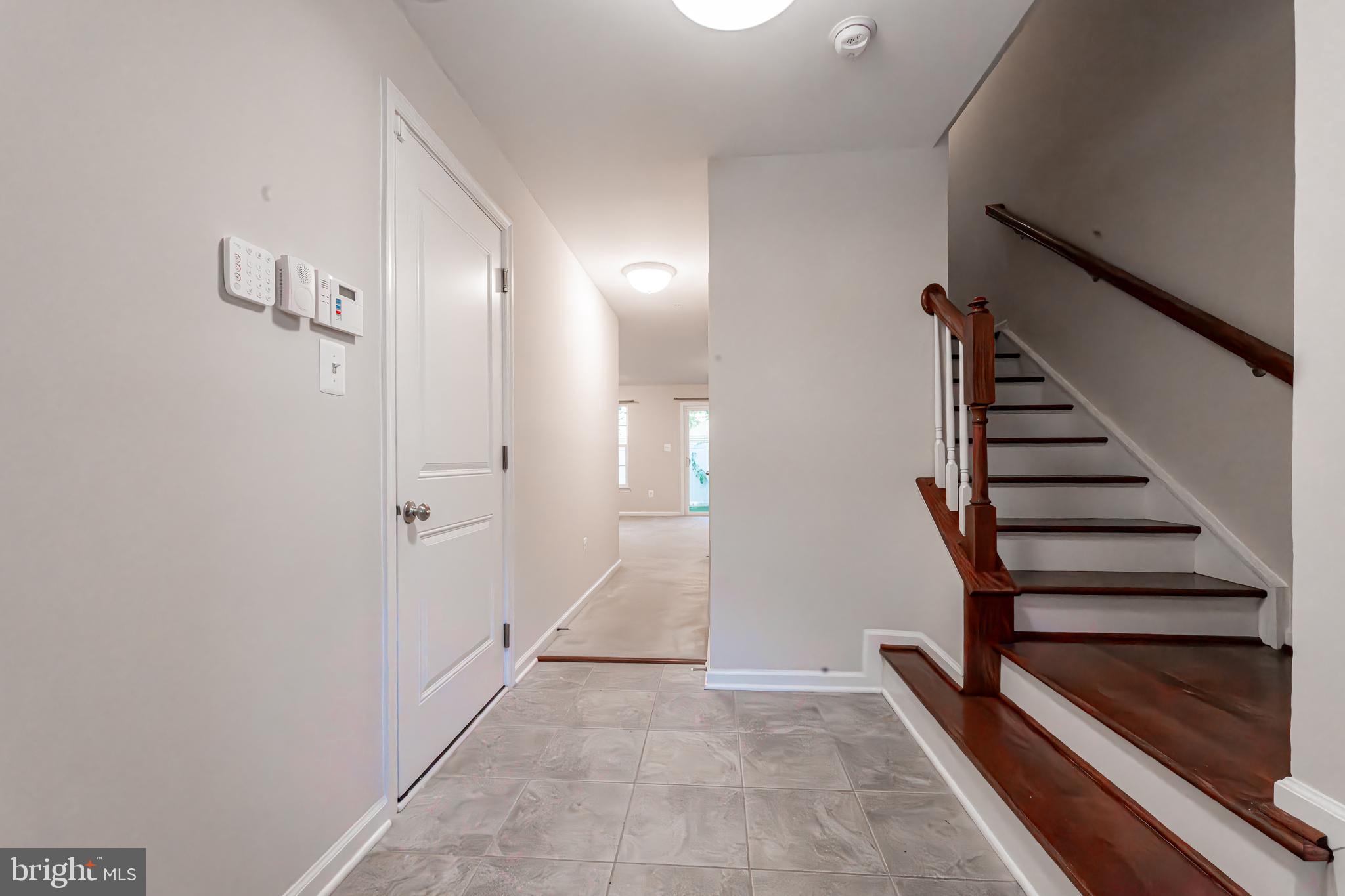 HOWARD SQUARE - Residential Lease