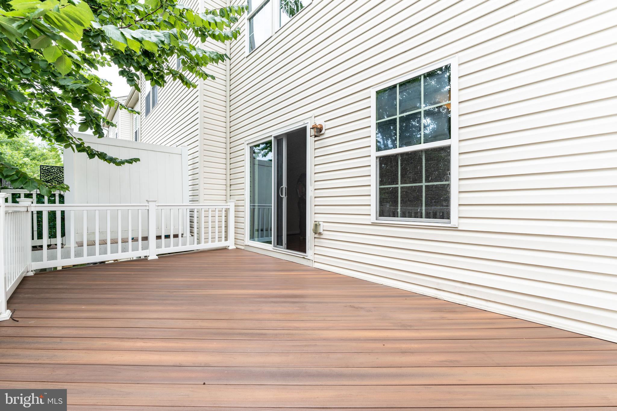 HOWARD SQUARE - Residential Lease