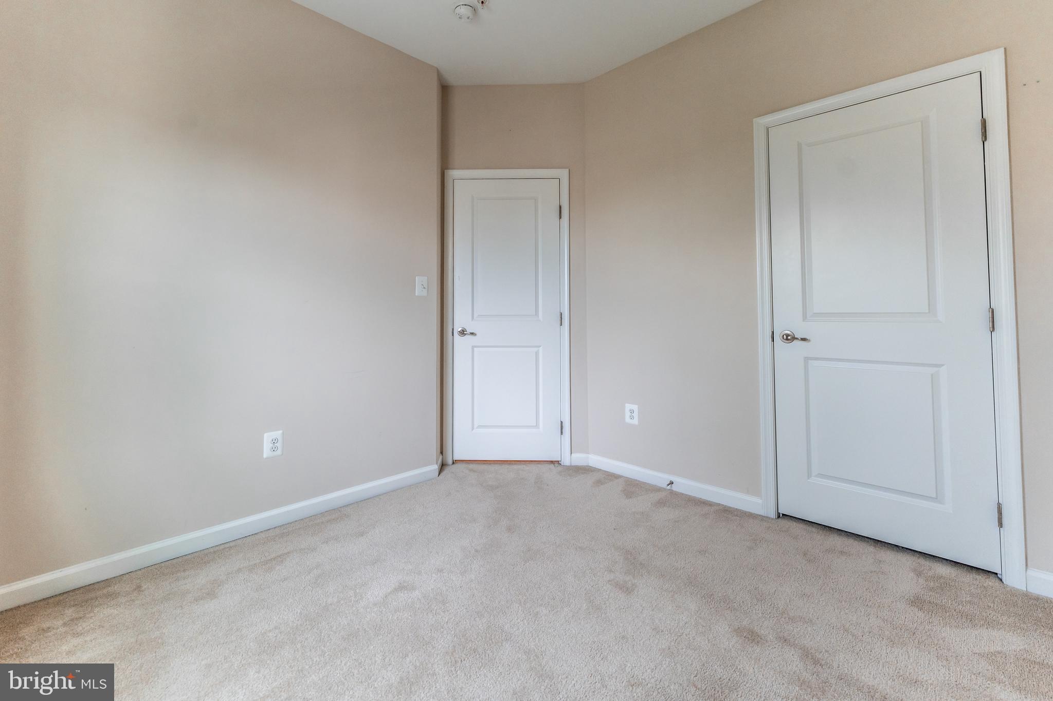 HOWARD SQUARE - Residential Lease