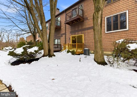 Tiny photo for 102 Kings Croft, CHERRY HILL, NJ 08034 (MLS # NJCD2110918)