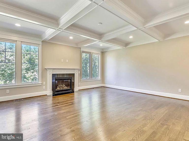 HILLSIDE MANOR - Residential Lease