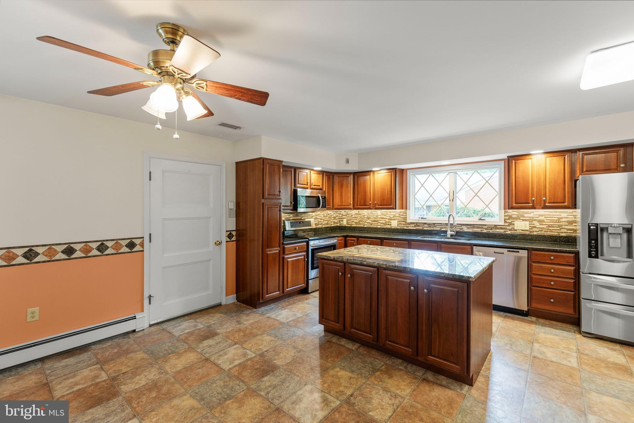 FAIRWAY ESTATES - Residential