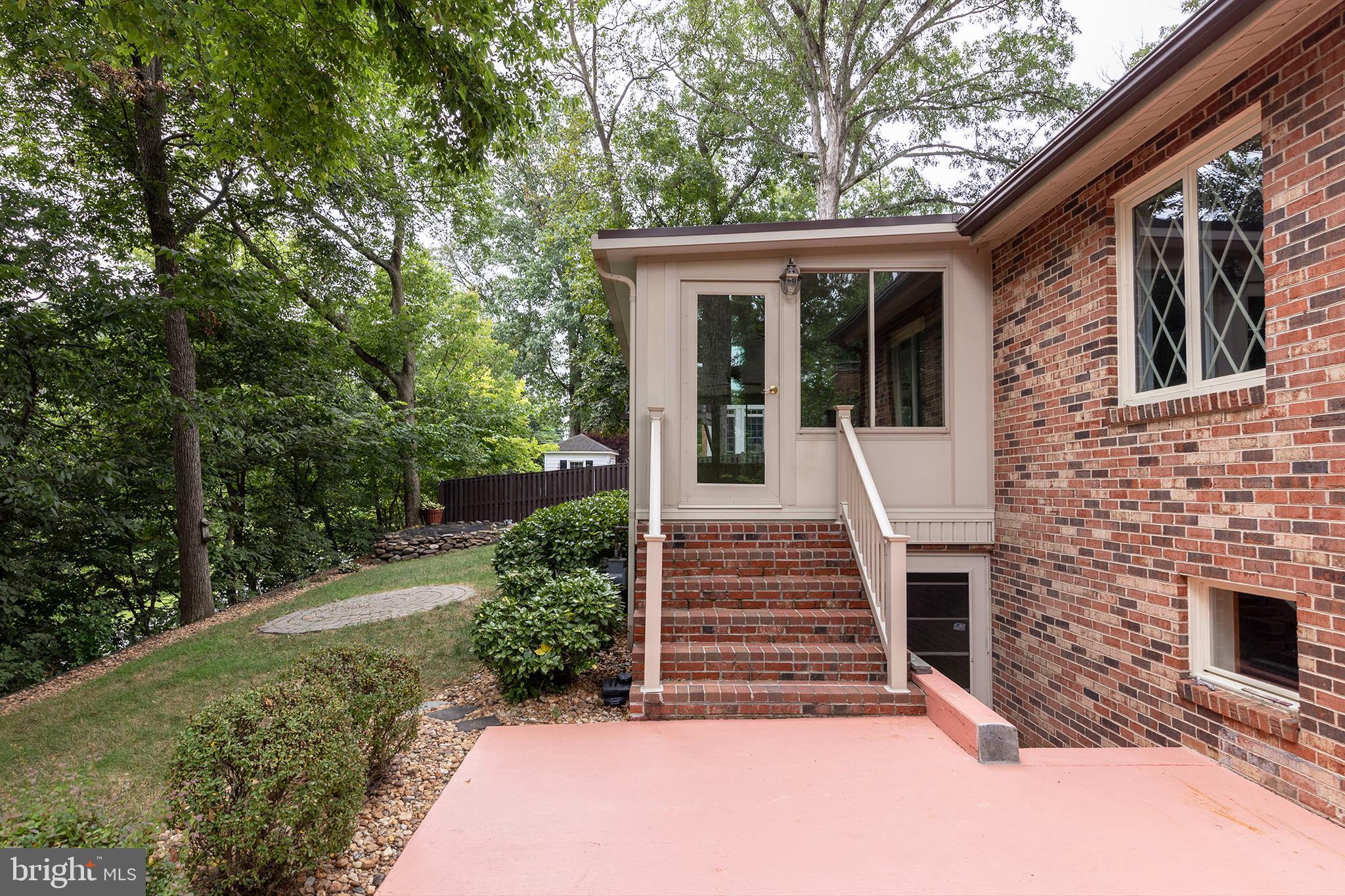 FAIRWAY ESTATES - Residential