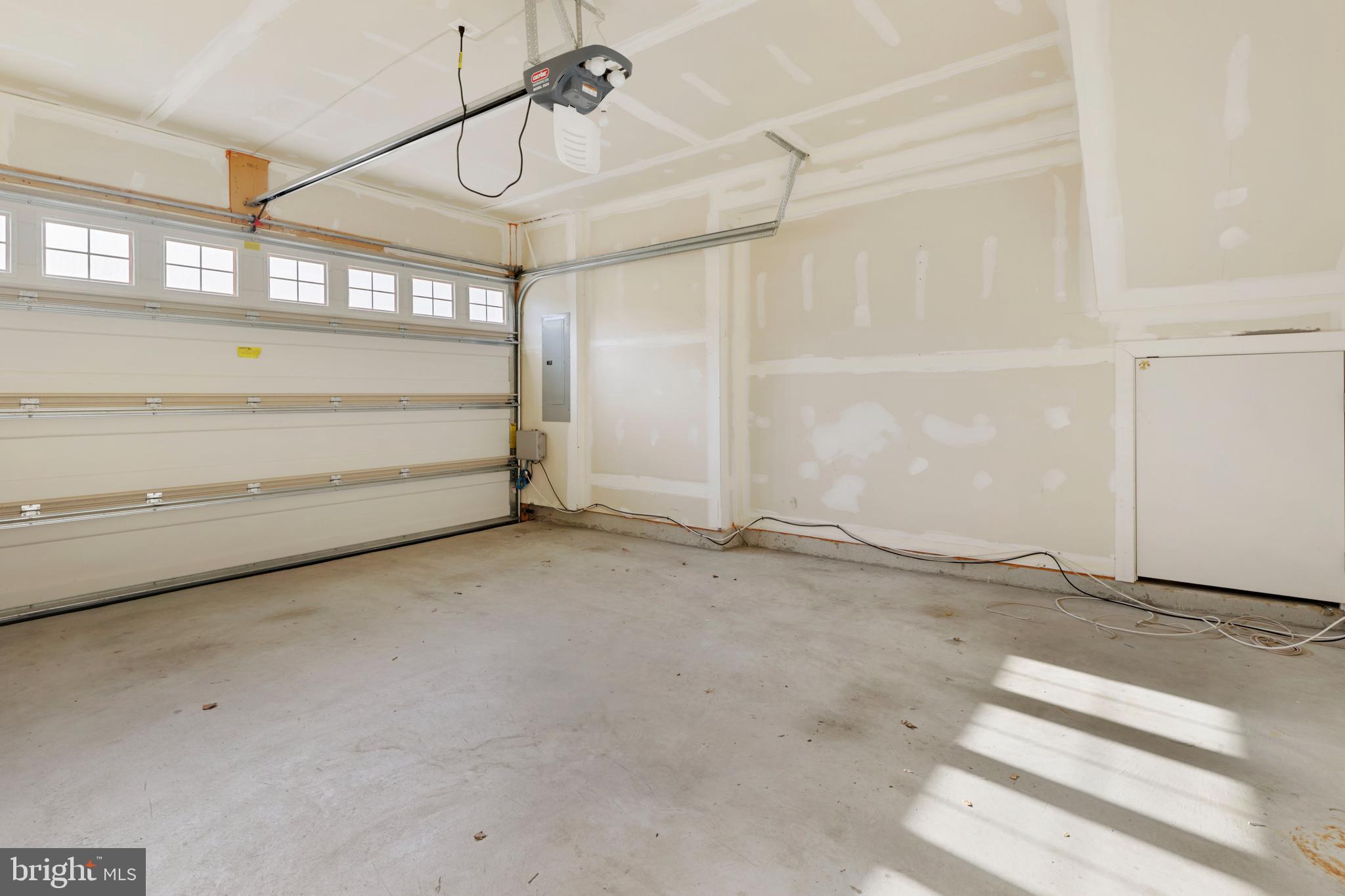 PARKSIDE - Residential Lease