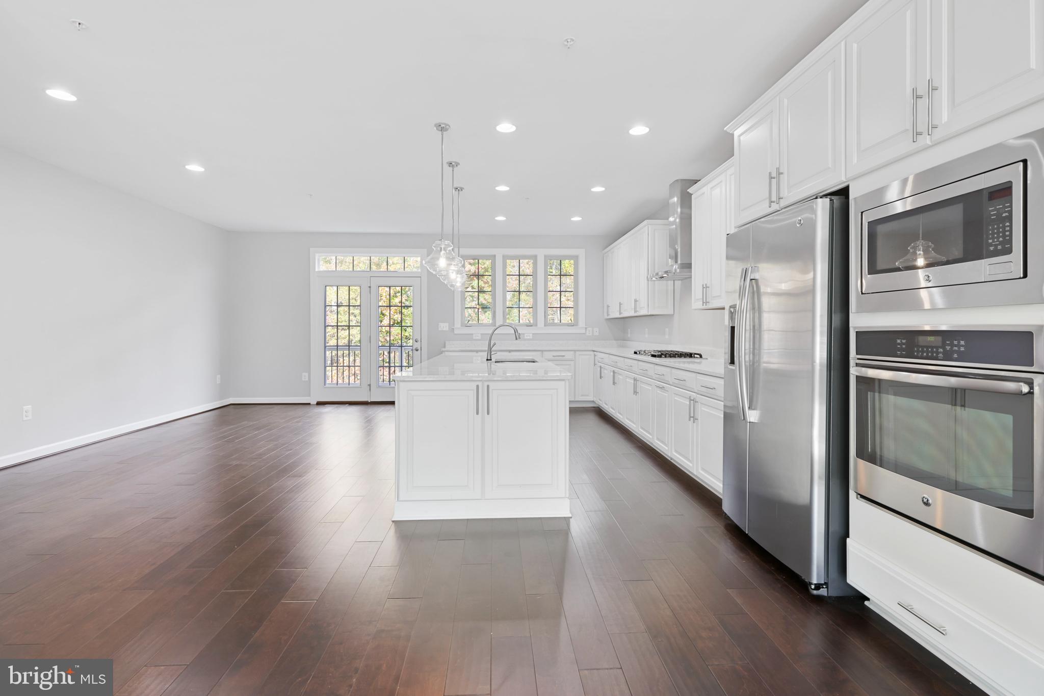 PARKSIDE - Residential Lease