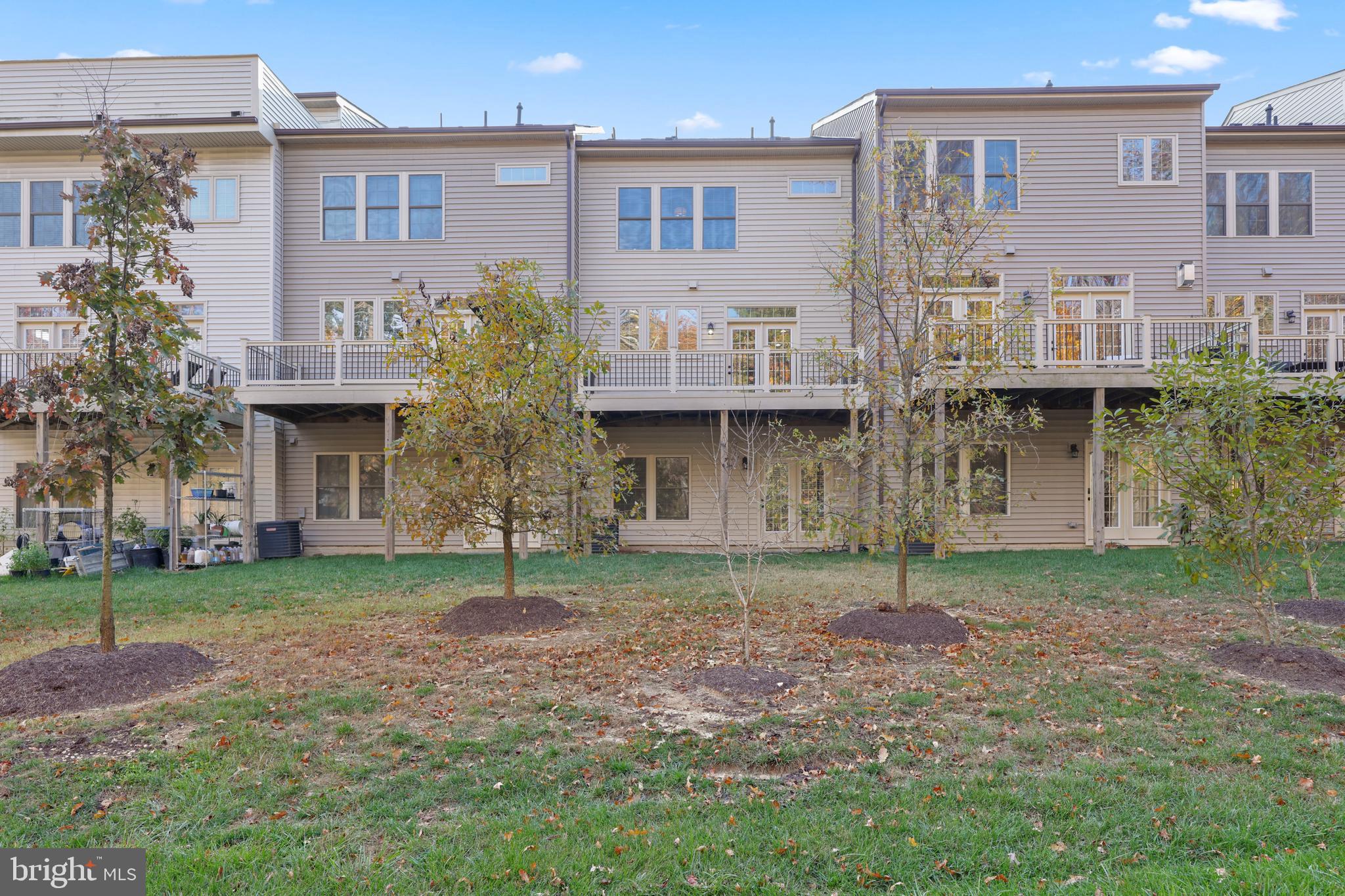 PARKSIDE - Residential Lease