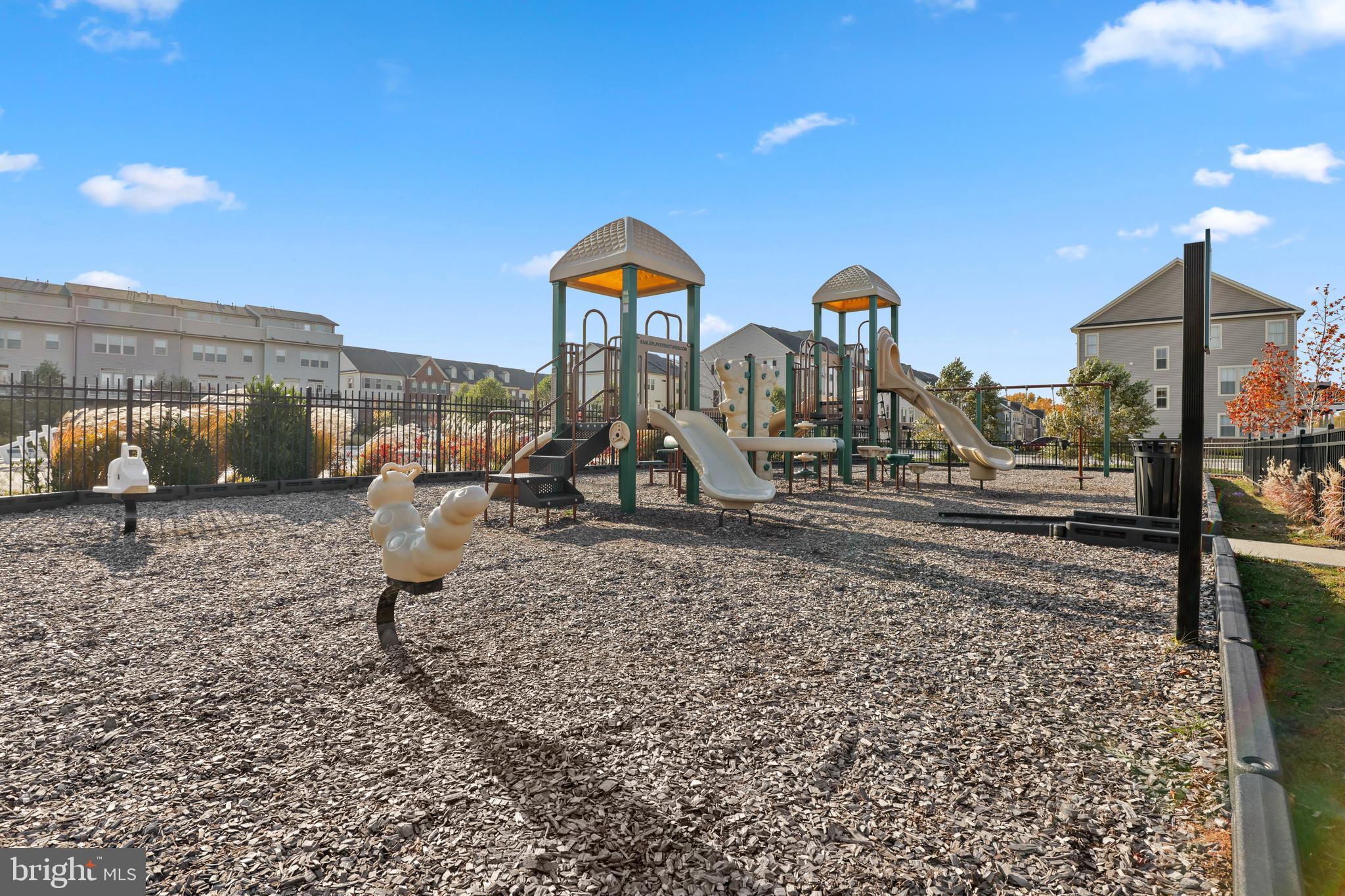 PARKSIDE - Residential Lease