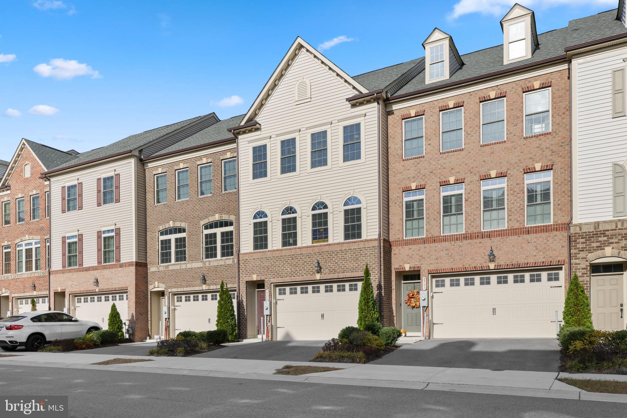 PARKSIDE - Residential Lease