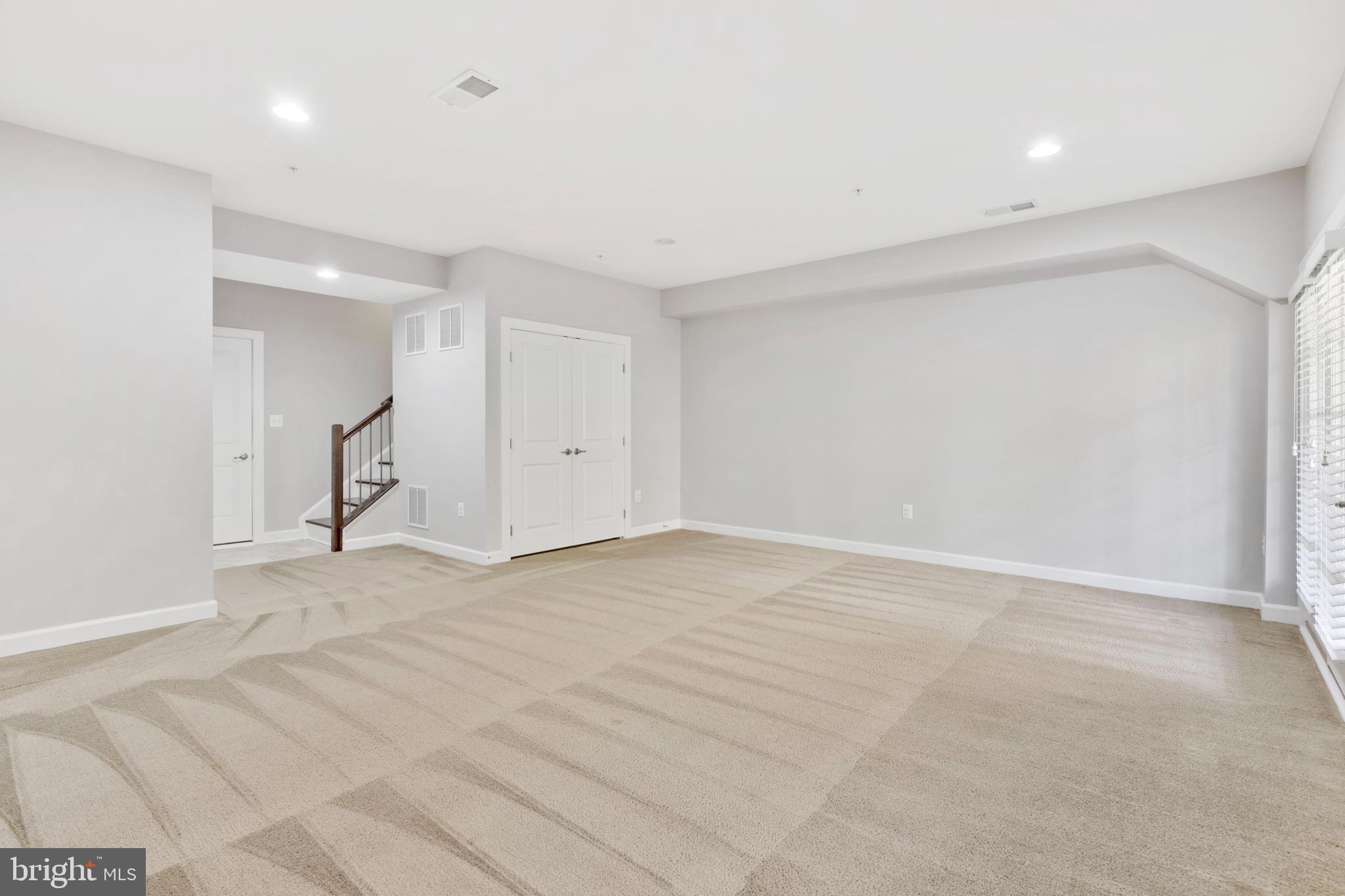 PARKSIDE - Residential Lease