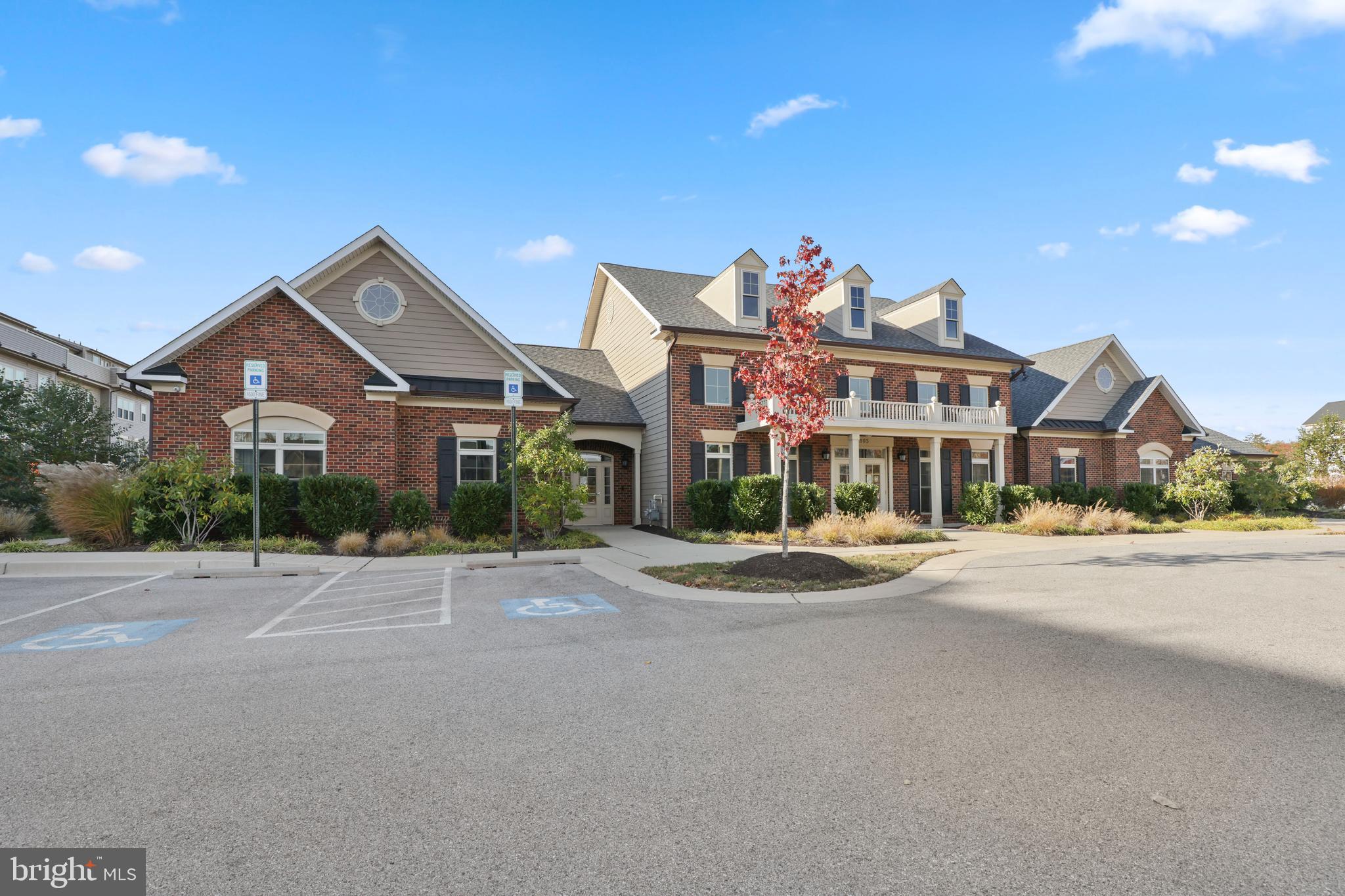 PARKSIDE - Residential Lease