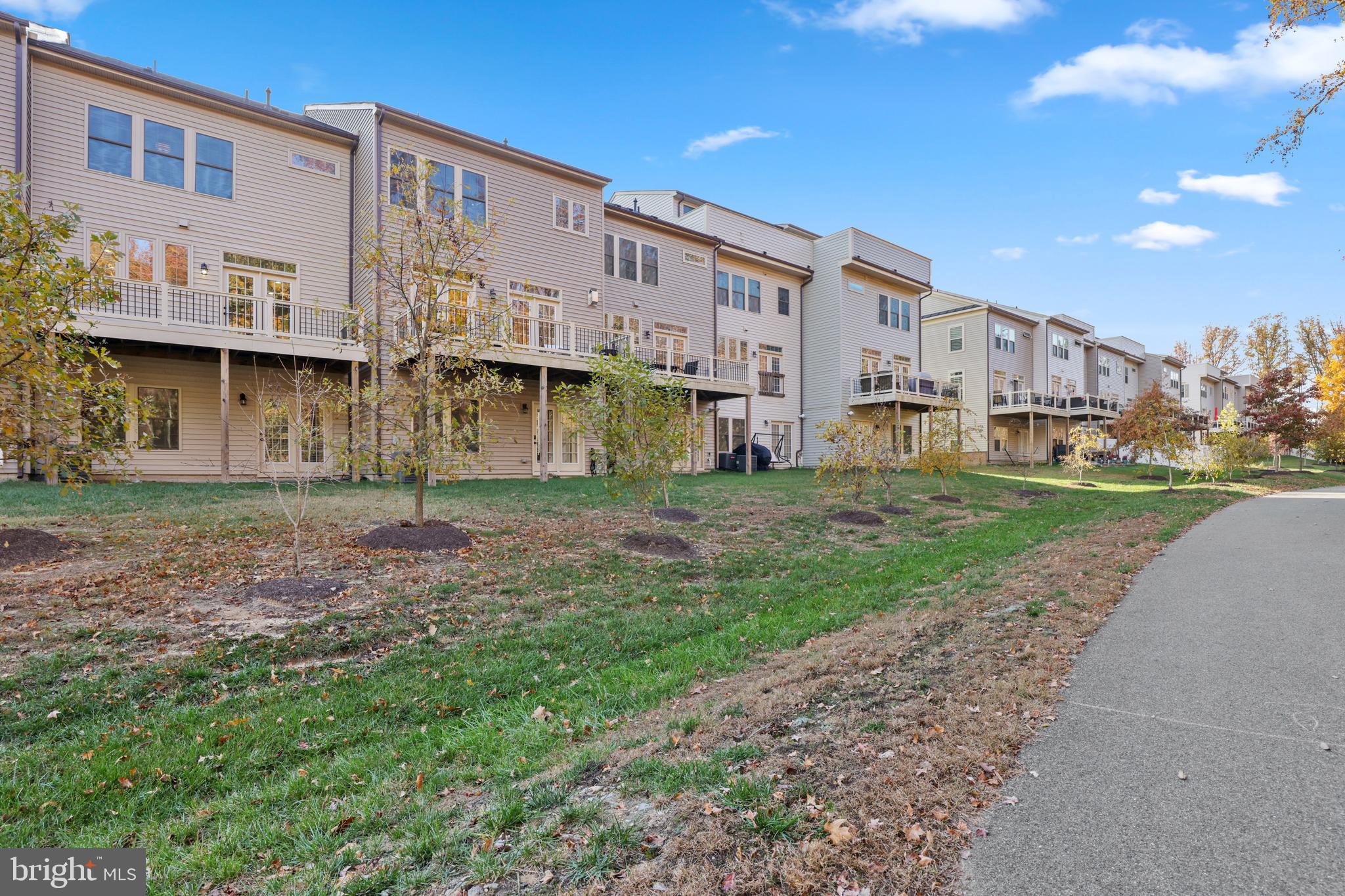 PARKSIDE - Residential Lease