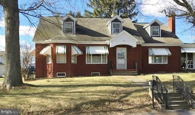 816 Main Street, Port Royal, PA 17082