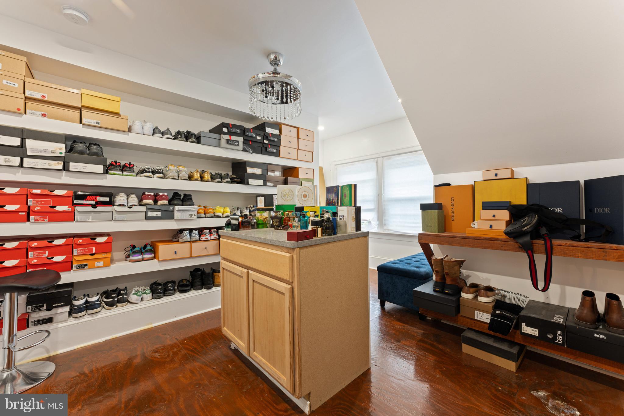 JENKINTOWN - Residential