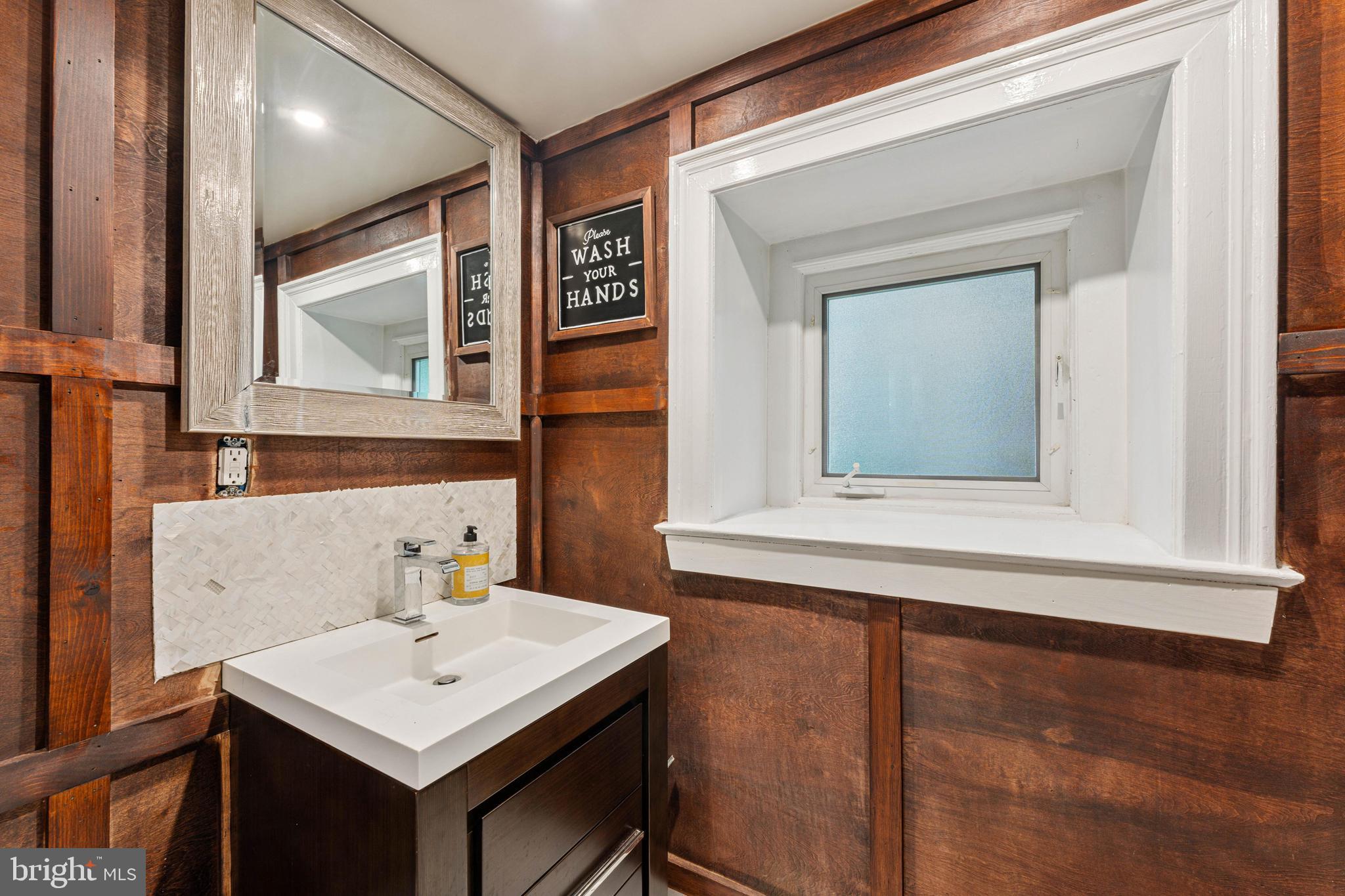 JENKINTOWN - Residential