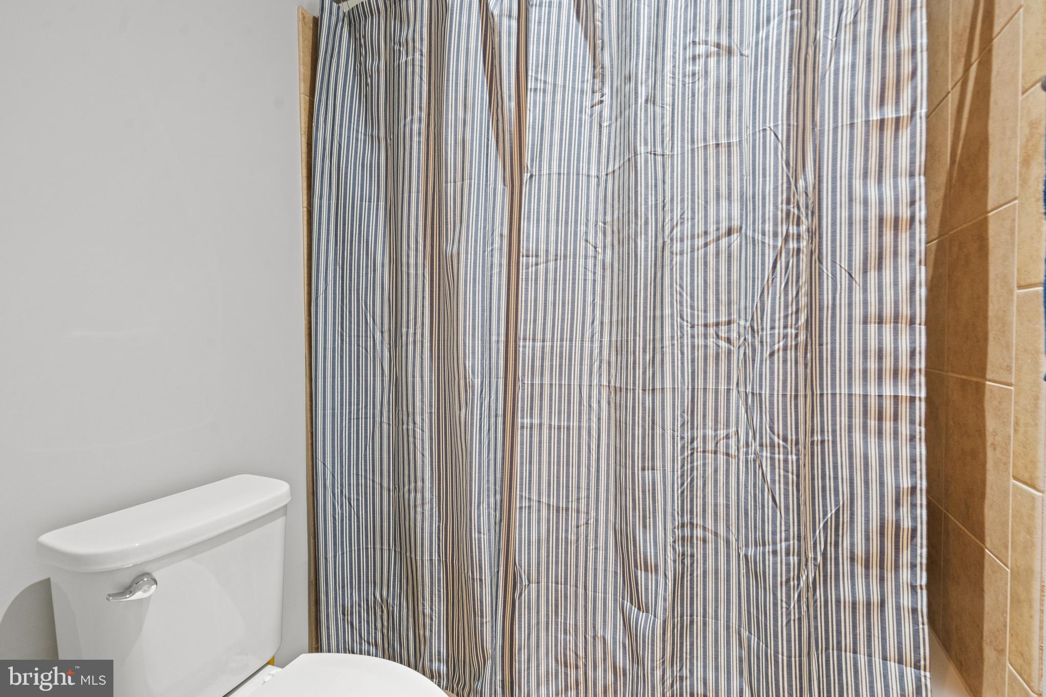 DOMINION VALLEY COUNTRY CLUB - Residential