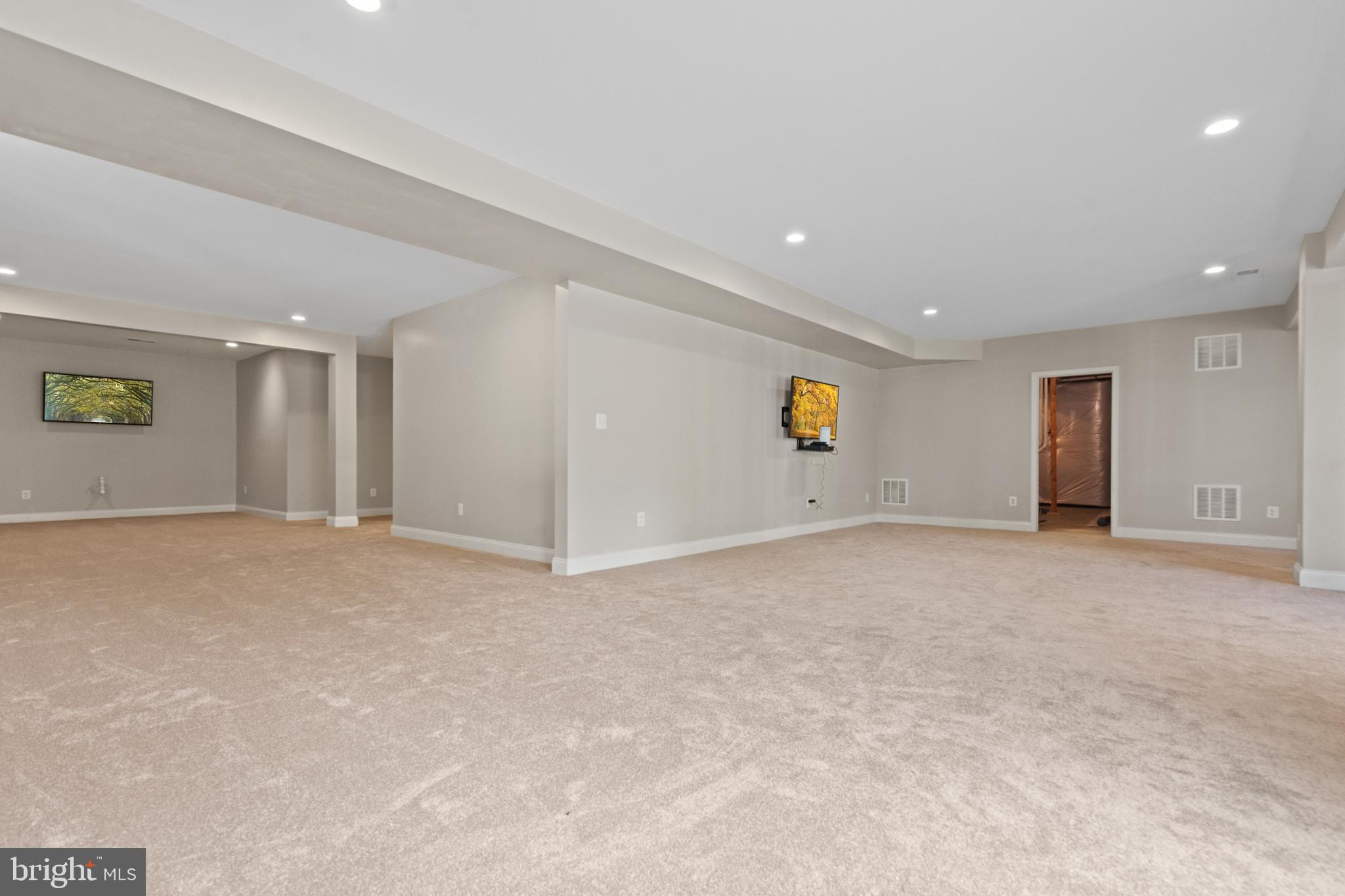 DOMINION VALLEY COUNTRY CLUB - Residential