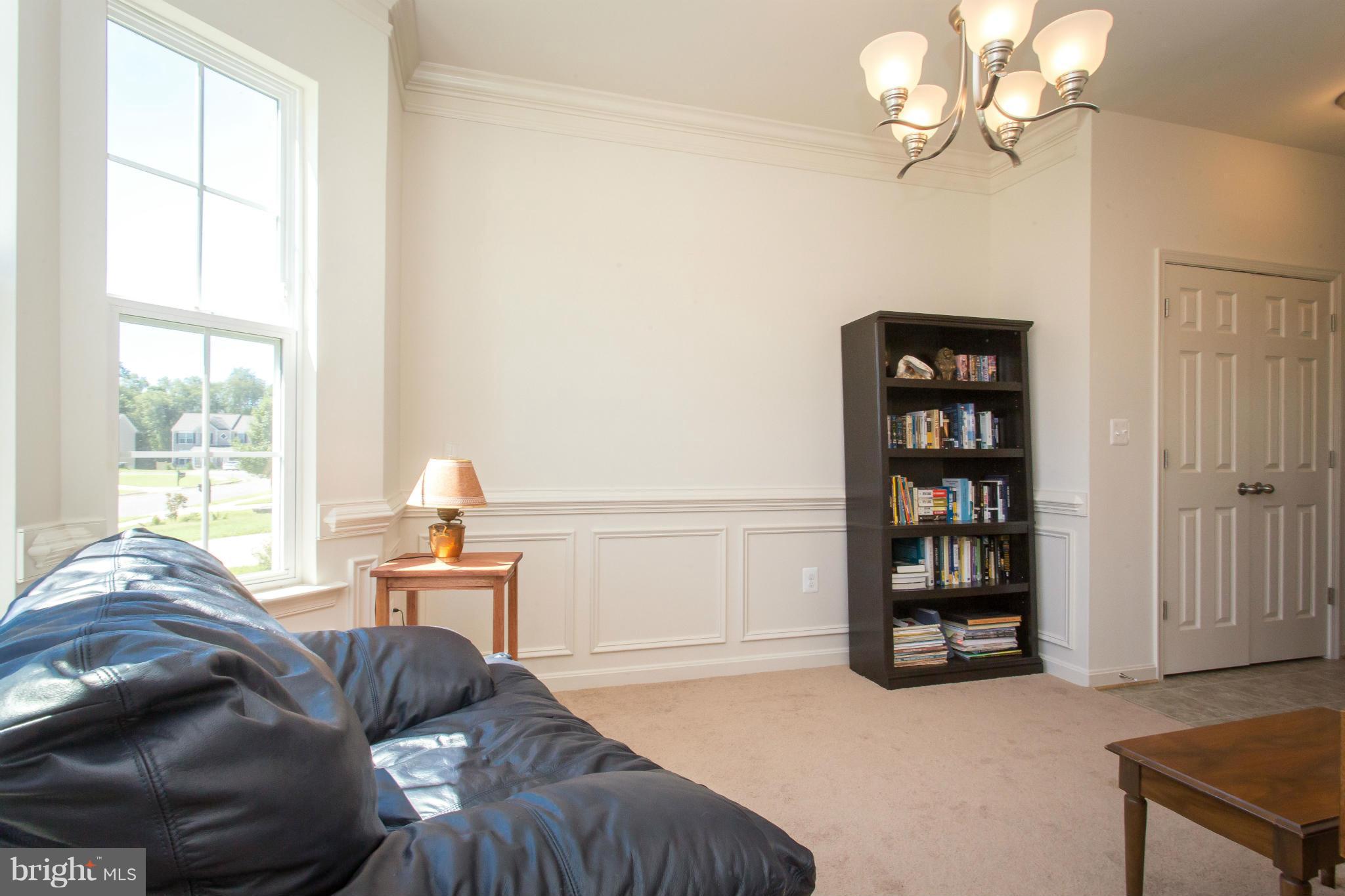 WILLOW HILL - Residential Lease