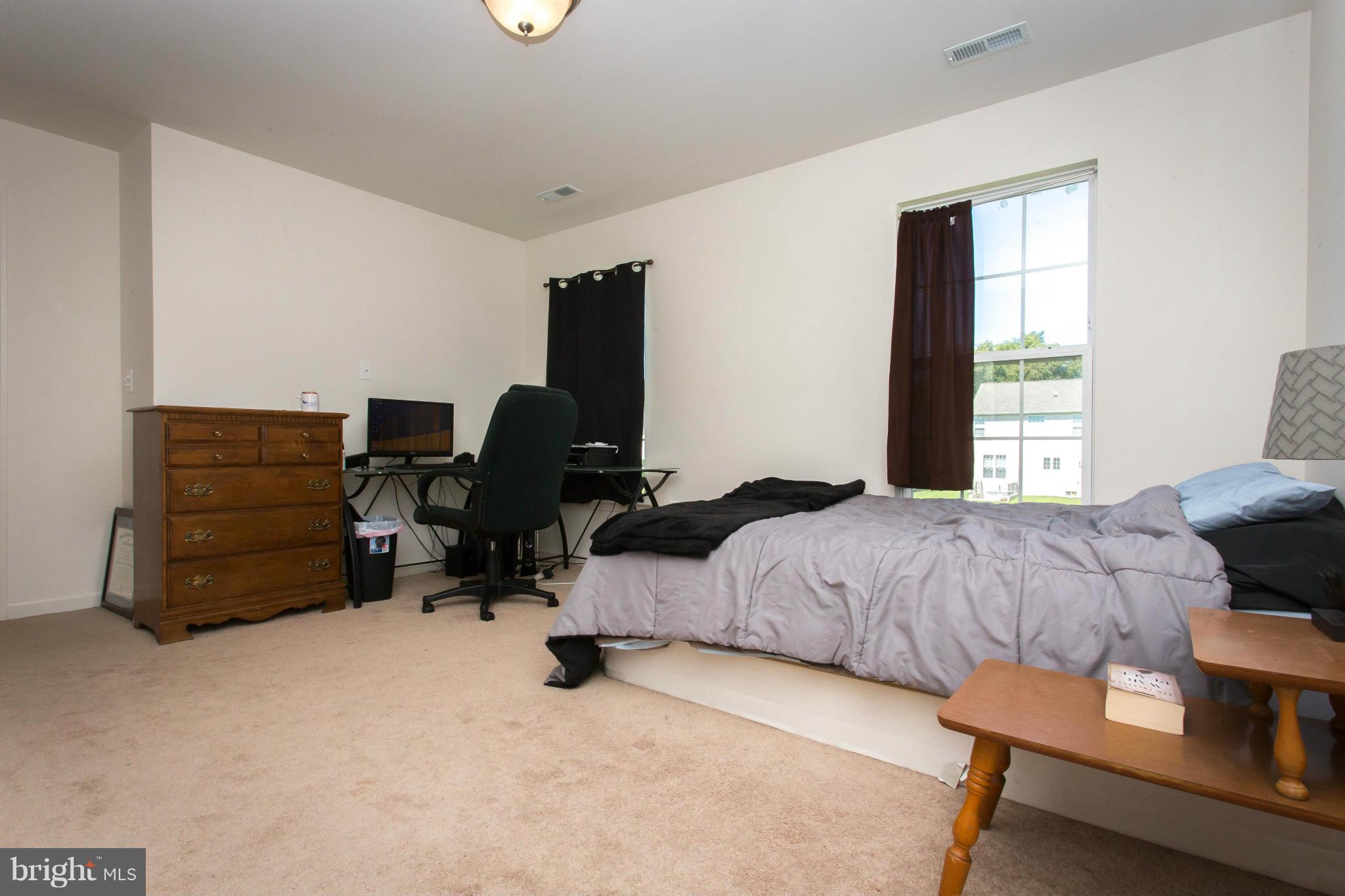 WILLOW HILL - Residential Lease