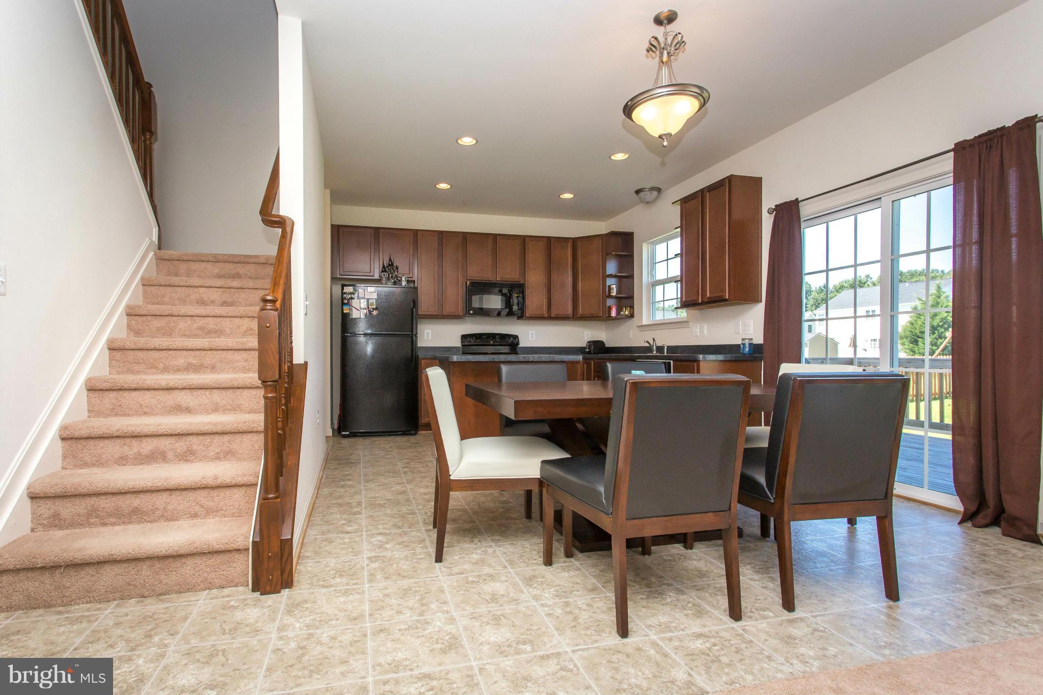 WILLOW HILL - Residential Lease