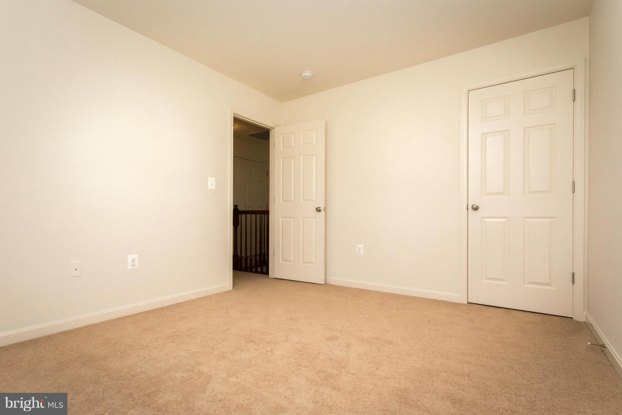 WILLOW HILL - Residential Lease