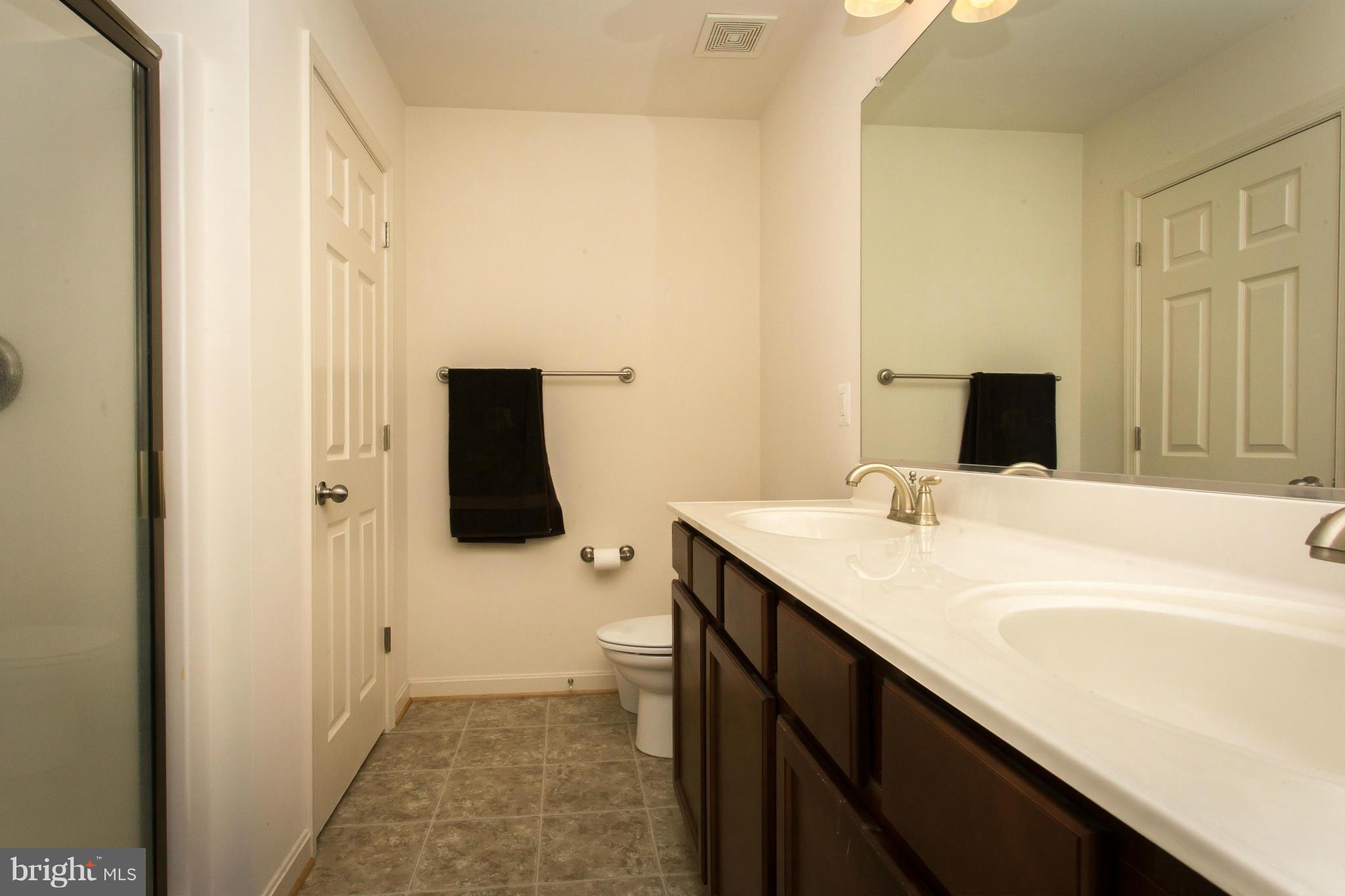 WILLOW HILL - Residential Lease