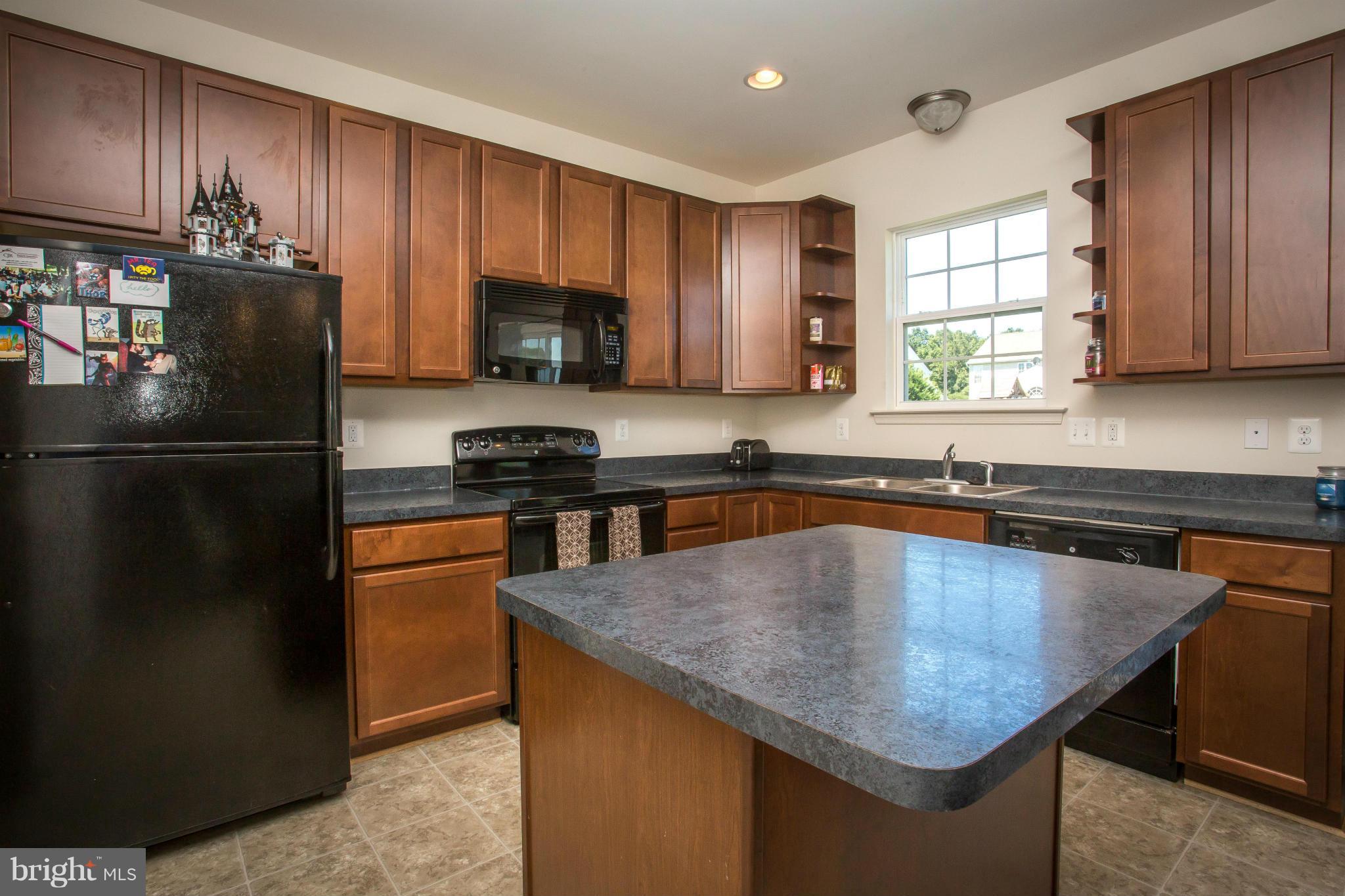 WILLOW HILL - Residential Lease