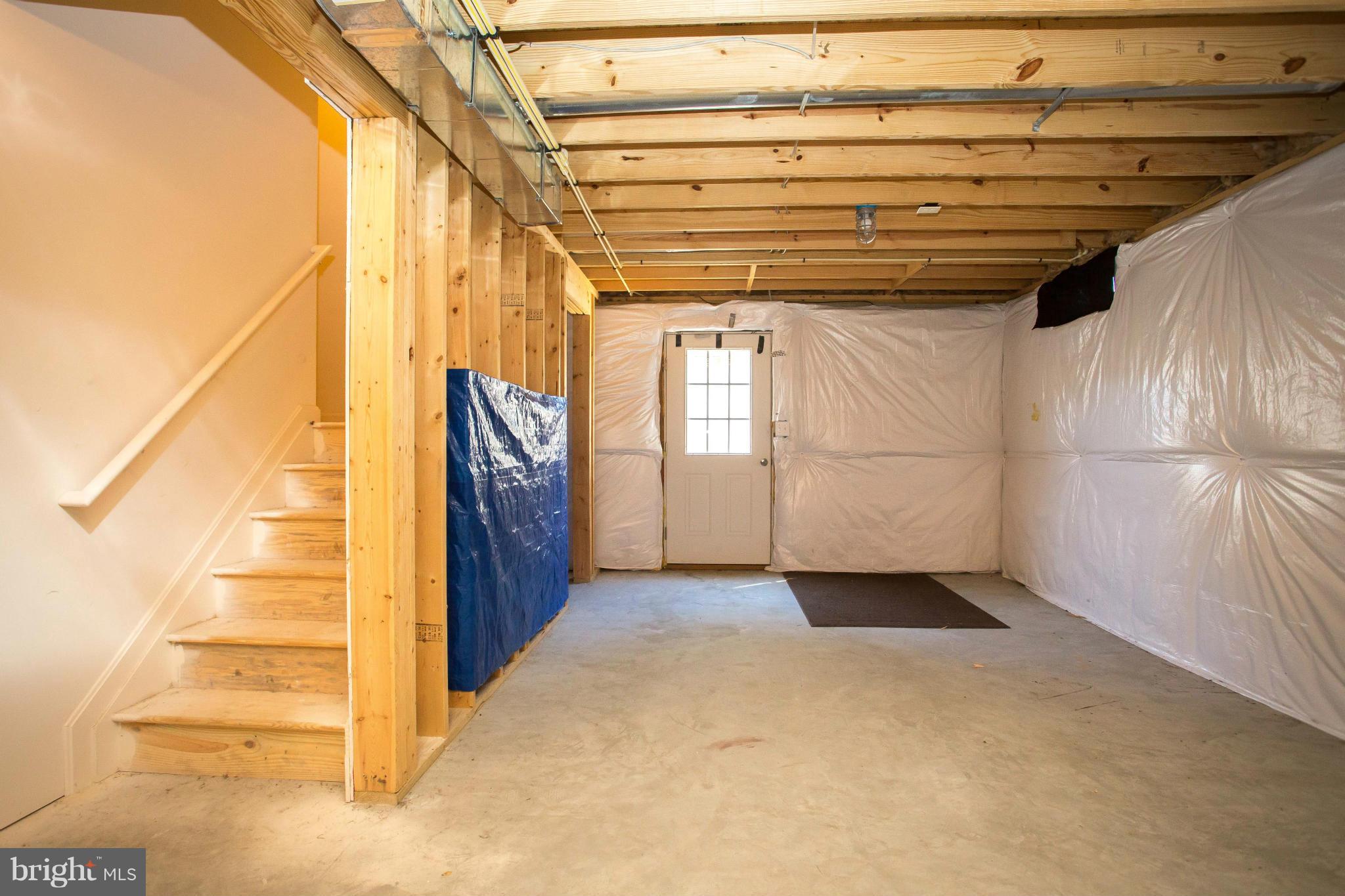 WILLOW HILL - Residential Lease