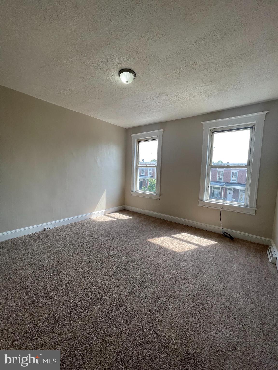 COLD SPRING NEWTOWN - Residential Lease