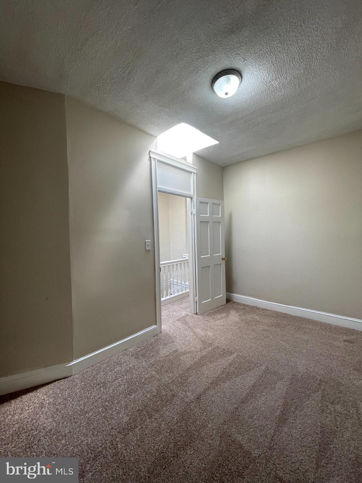 COLD SPRING NEWTOWN - Residential Lease