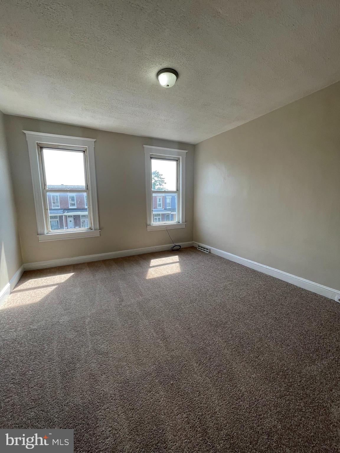 COLD SPRING NEWTOWN - Residential Lease