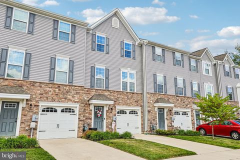 Townhouse For Sale - 138 Pinnacle Place<br/> Gloucester County, SEWELL, NJ 08080