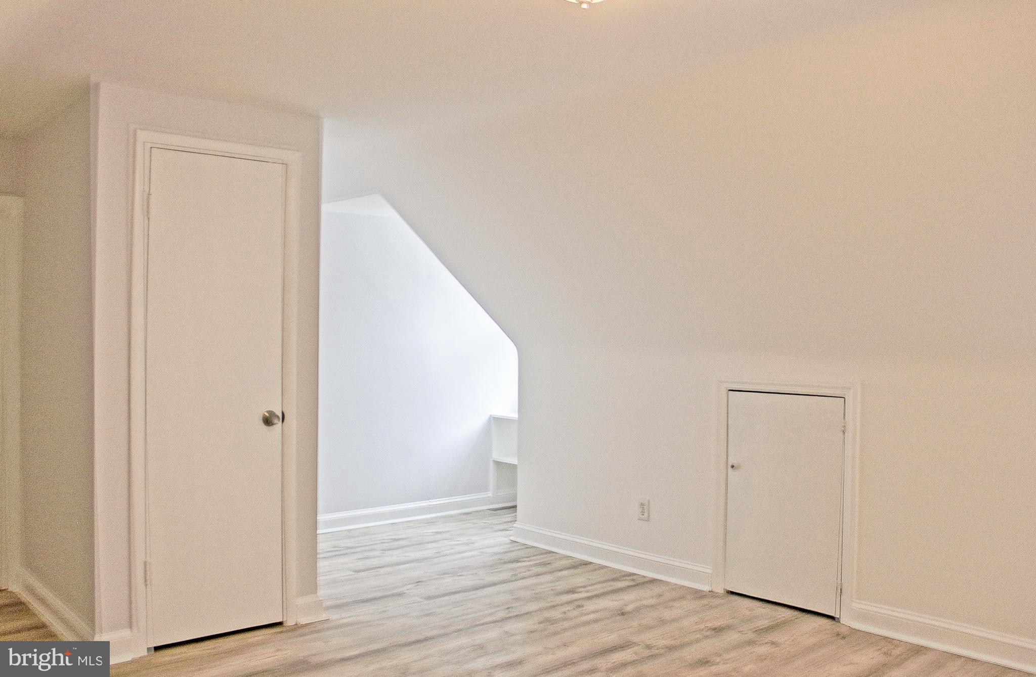 ROCKCREST - Residential Lease