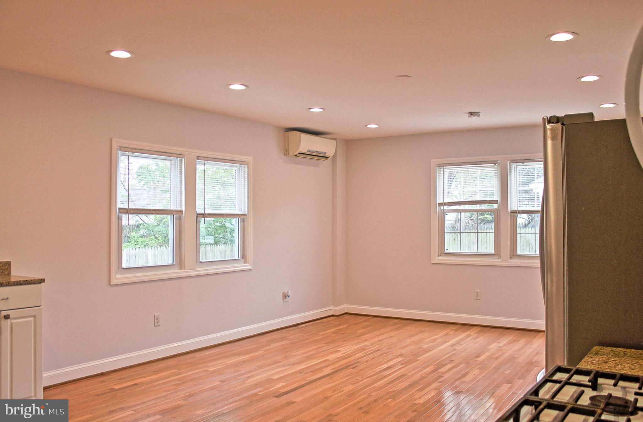 ROCKCREST - Residential Lease