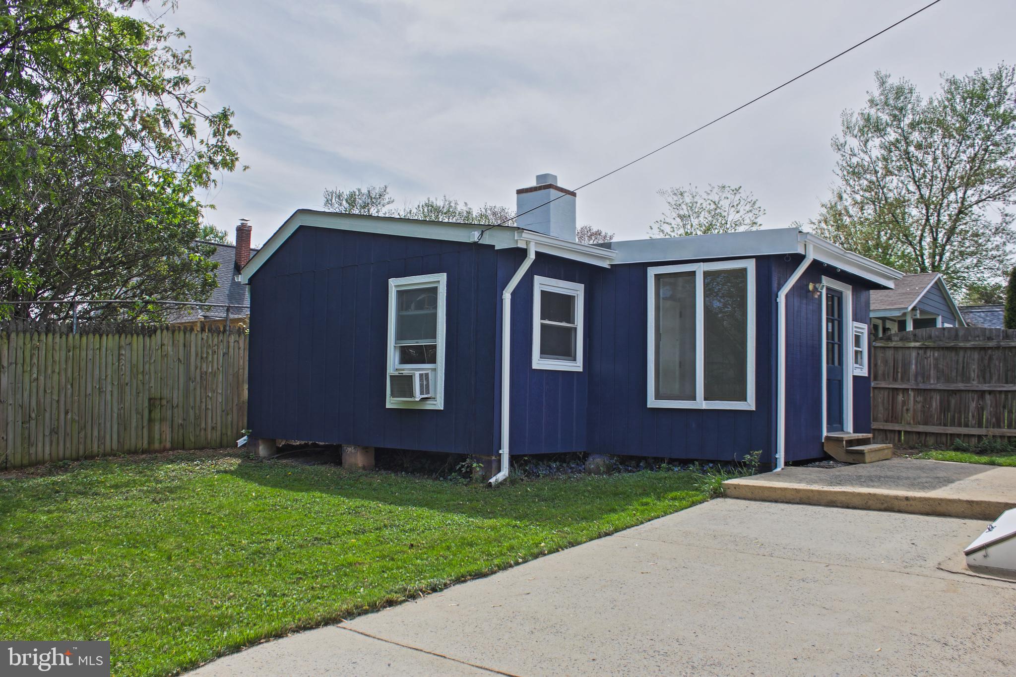 ROCKCREST - Residential Lease