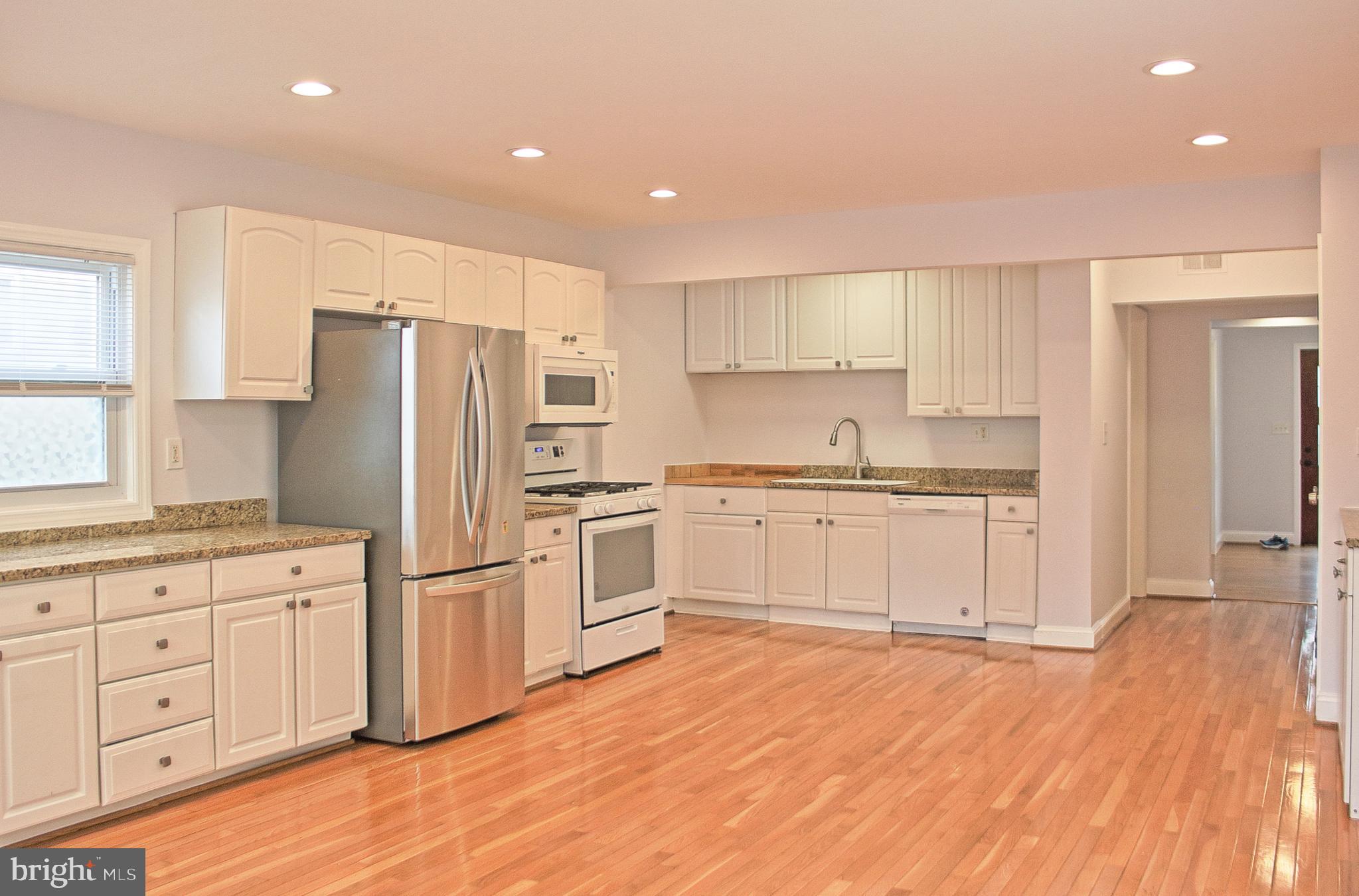 ROCKCREST - Residential Lease