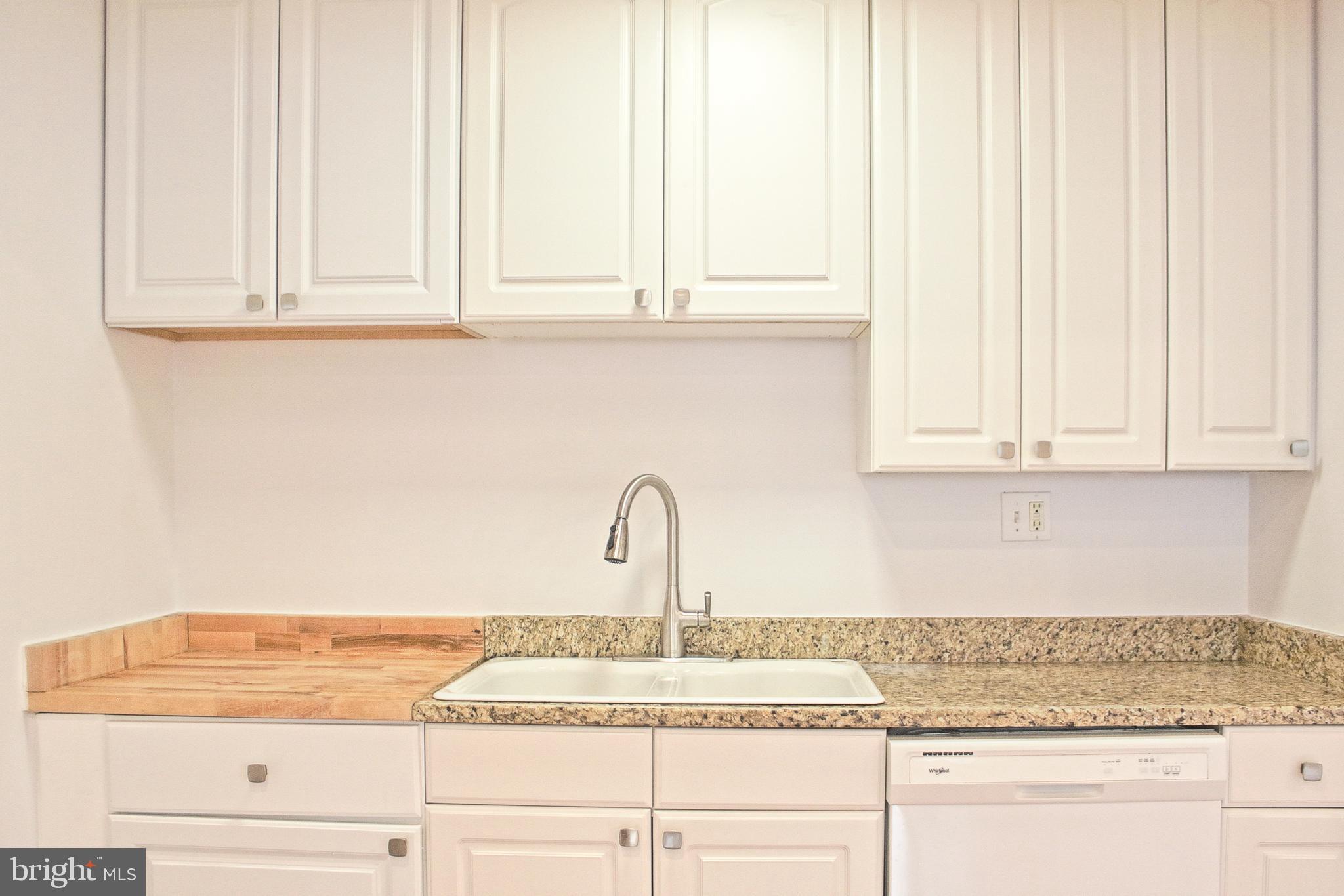 ROCKCREST - Residential Lease