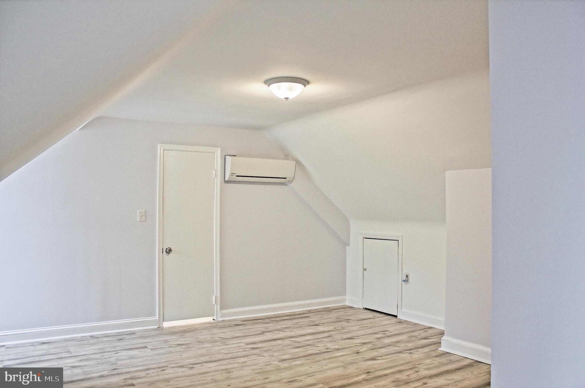 ROCKCREST - Residential Lease