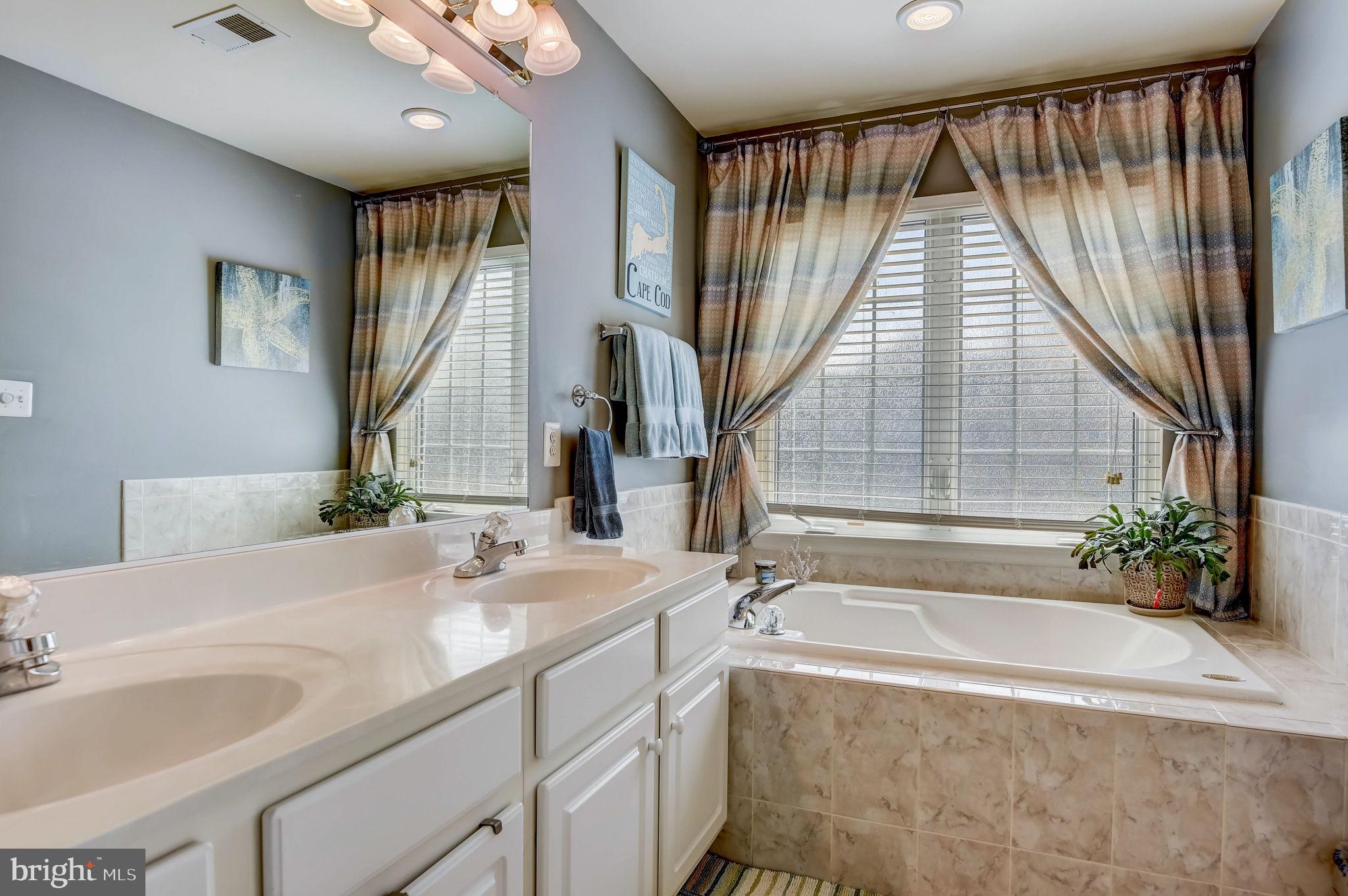 BRAEMAR-TARTAN VILLAGE - Residential