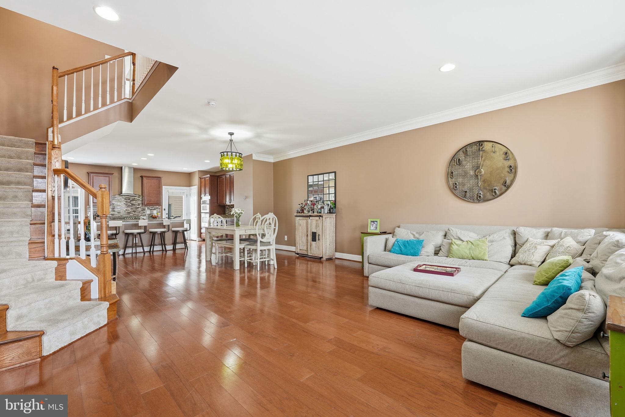 METROWEST - Residential