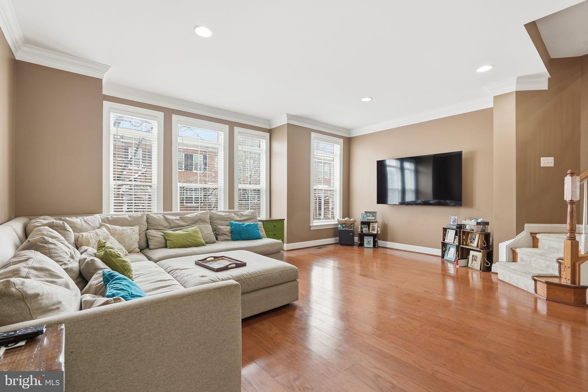 METROWEST - Residential