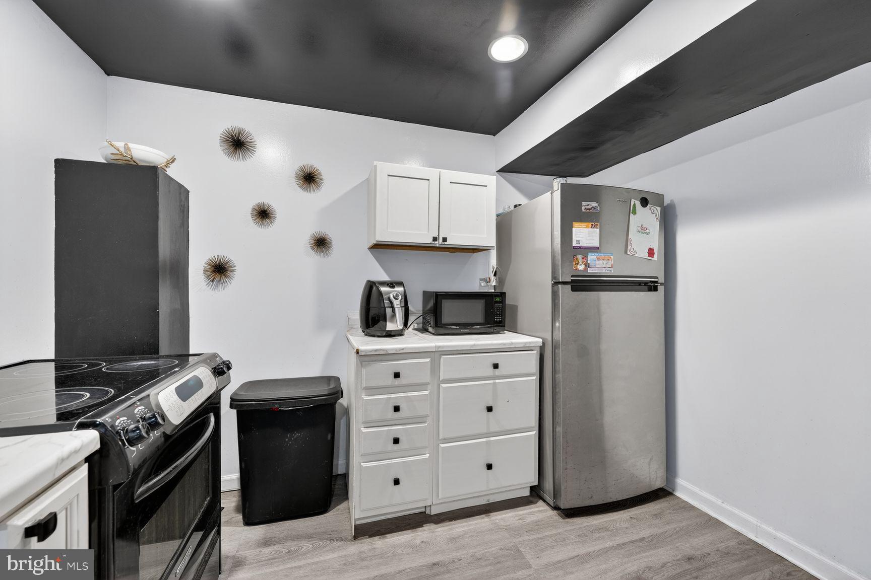 FOREST KNOLLS - Residential
